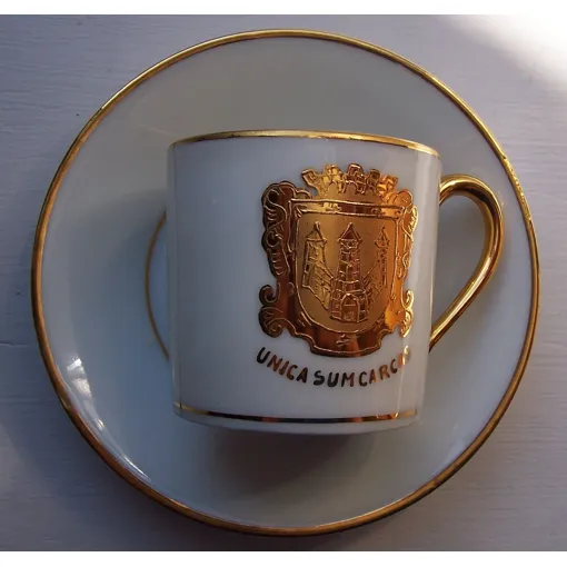 Tasse Collection Porcelaine Blason Carcassonne occasion reconditionné disponible sur Rakuten