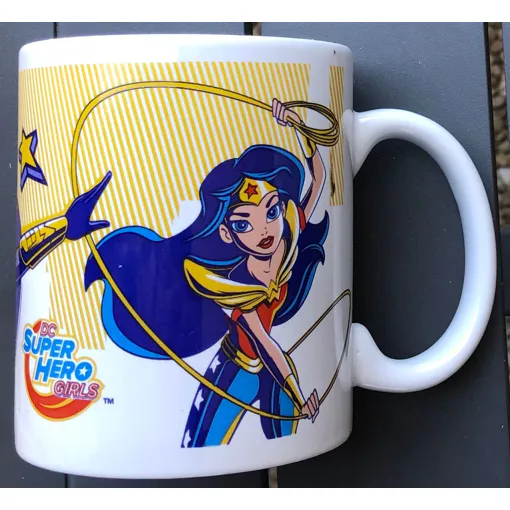Tasse Dc Super Hero Girls Wonder Wowan, Catwoman , Batman, Marvel, Dc Comics, Mug, Figurine Bon état reconditionné disponible sur Rakuten