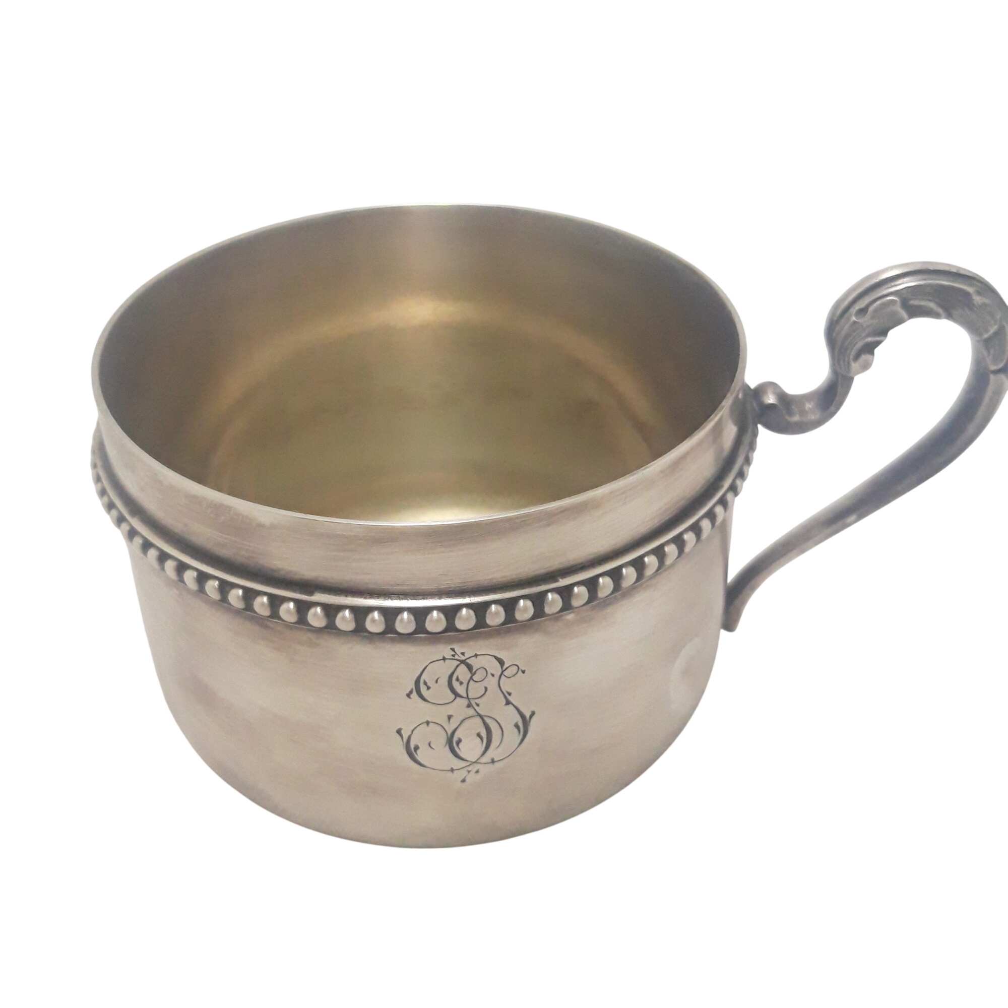 Tasse en métal argenté Bon état - 23,00 € Tasse en métal argenté Bon état reconditionné disponible sur Label Emmaüs