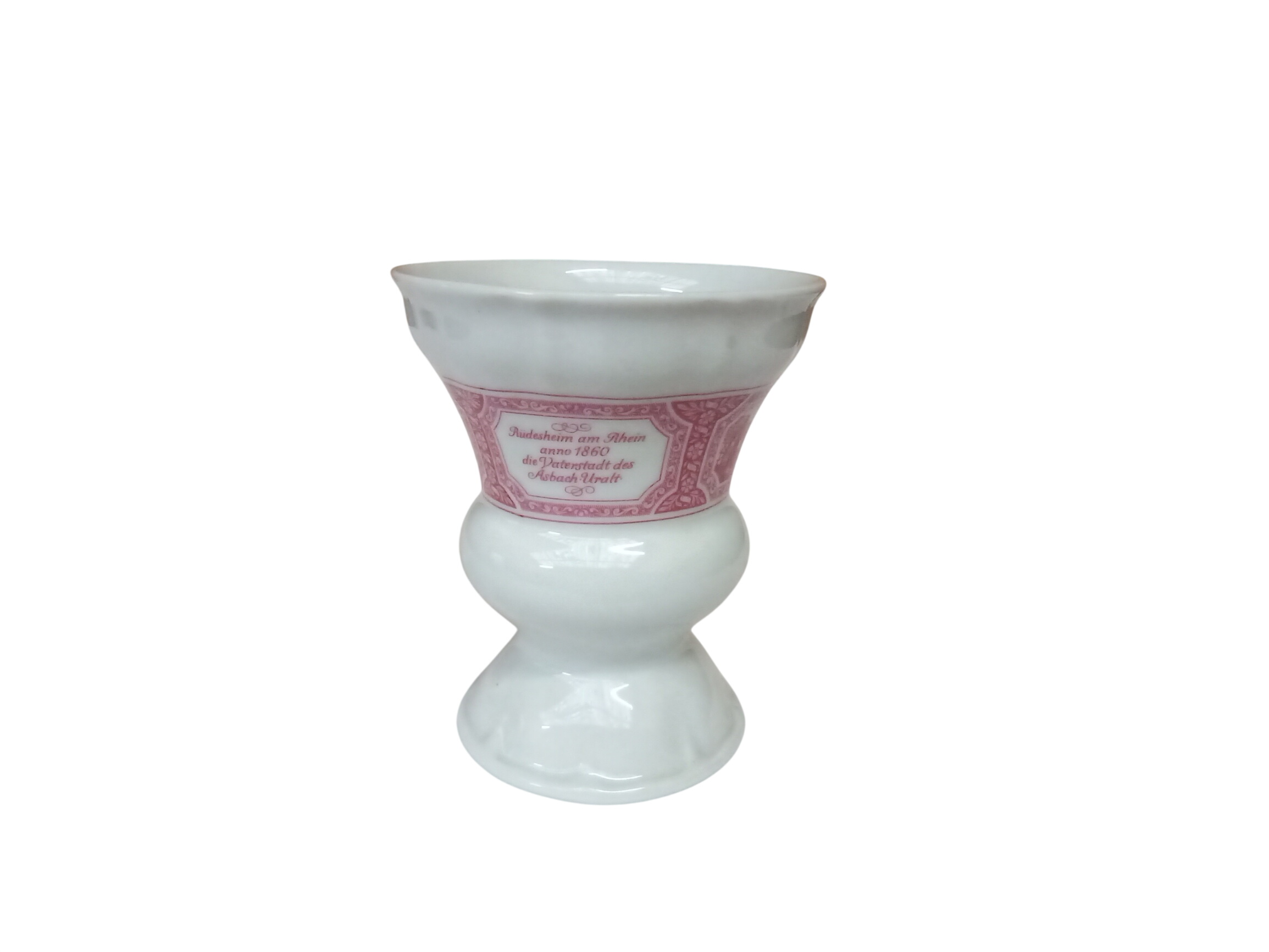 Acheter Tasse en porcelaine vintage Heinrich Très bon état - 10,50 € Tasse en porcelaine vintage Heinrich Très bon état reconditionné disponible sur Label Emmaüs