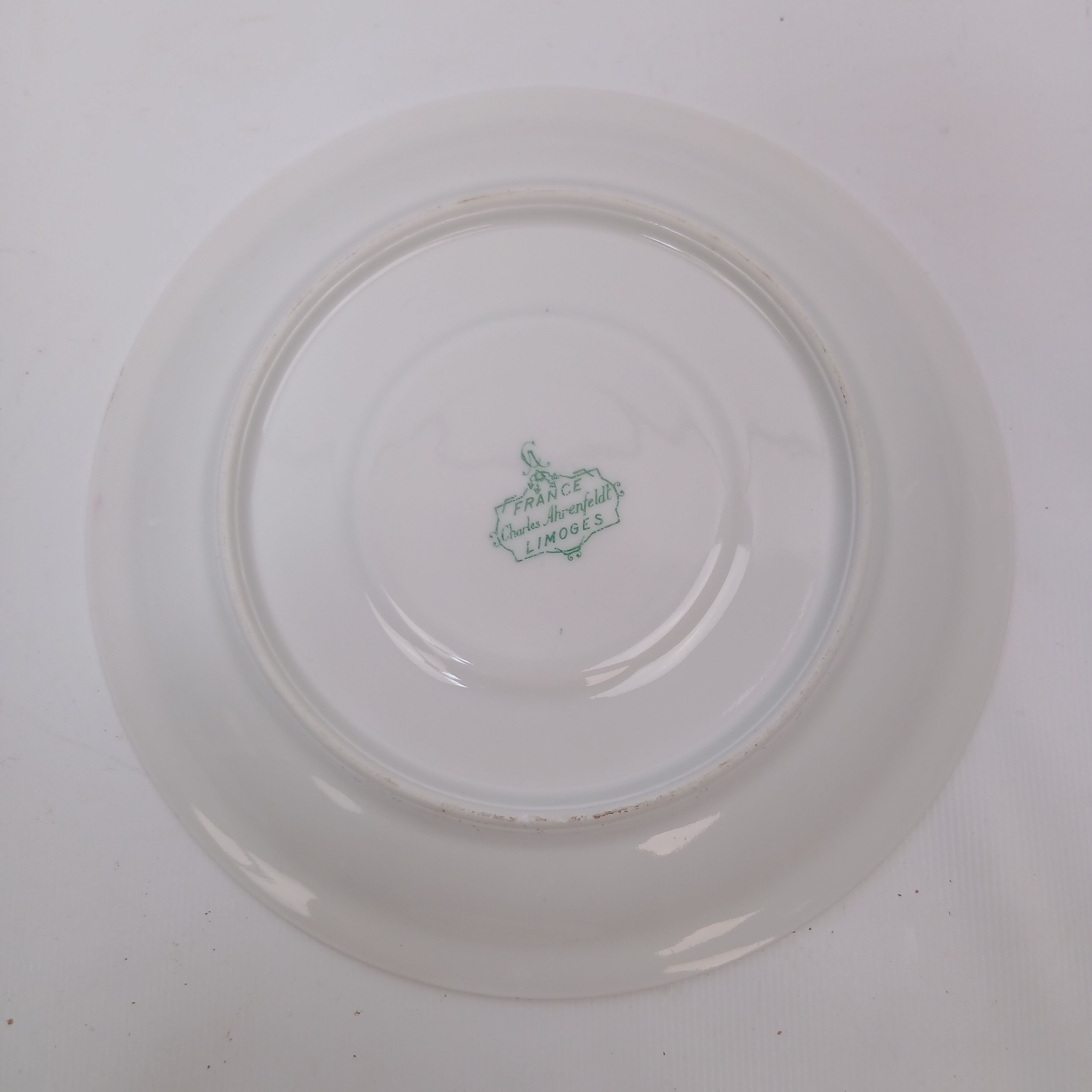 Voir photo 15 de Tasse et bol et sous tasses en porcelaine Limoges Charles Ahrenfeldt Tasse et bol et sous tasses en porcelaine Limoges Charles Ahrenfeldt Bon état reconditionné photo 15