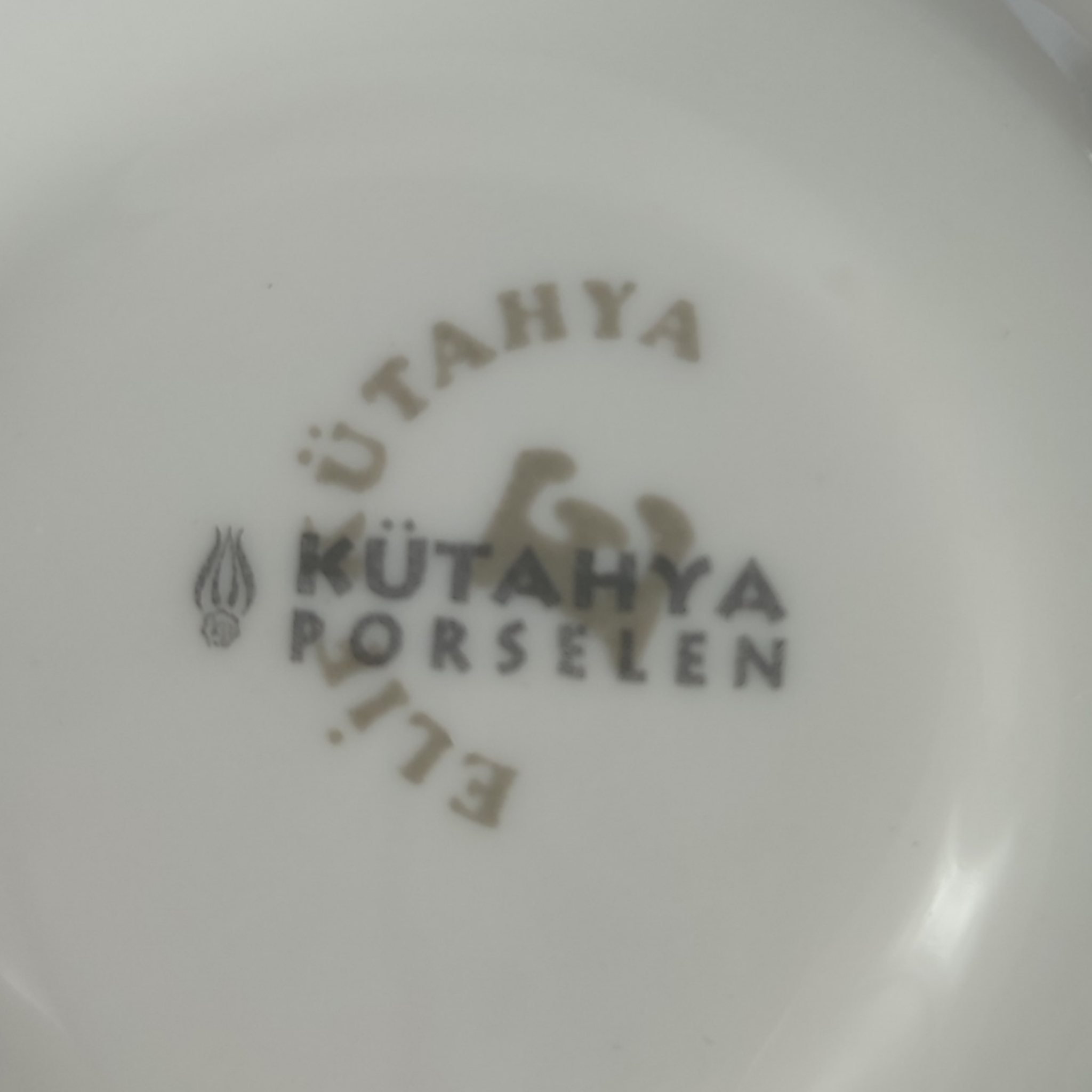 Voir photo 6 de Tasse et sous-tasse Kütahya (porcelaine turque) Tasse et sous-tasse Kütahya (porcelaine turque) Bon état reconditionné photo 6