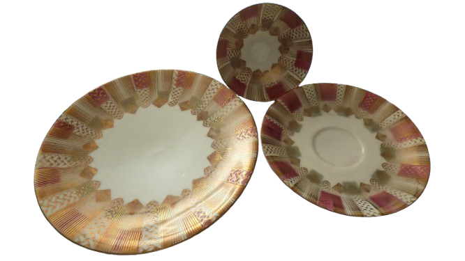 Voir photo 3 de Tasse soucoupe et assiette à dessert Vintage Tasse soucoupe et assiette à dessert Vintage Bon état reconditionné photo 3