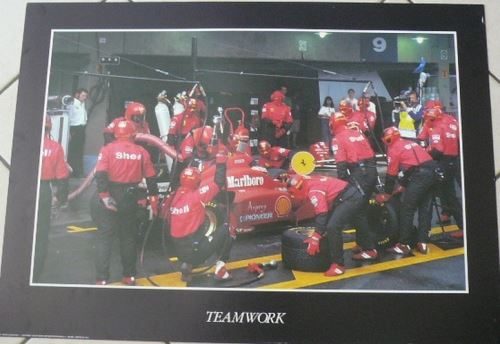 Teamwork - FERRARI - 50x70 cm - AFFICHE / POSTER État correct - 16,99 € Teamwork - FERRARI - 50x70 cm - AFFICHE / POSTER État correct reconditionné disponible sur Fnac