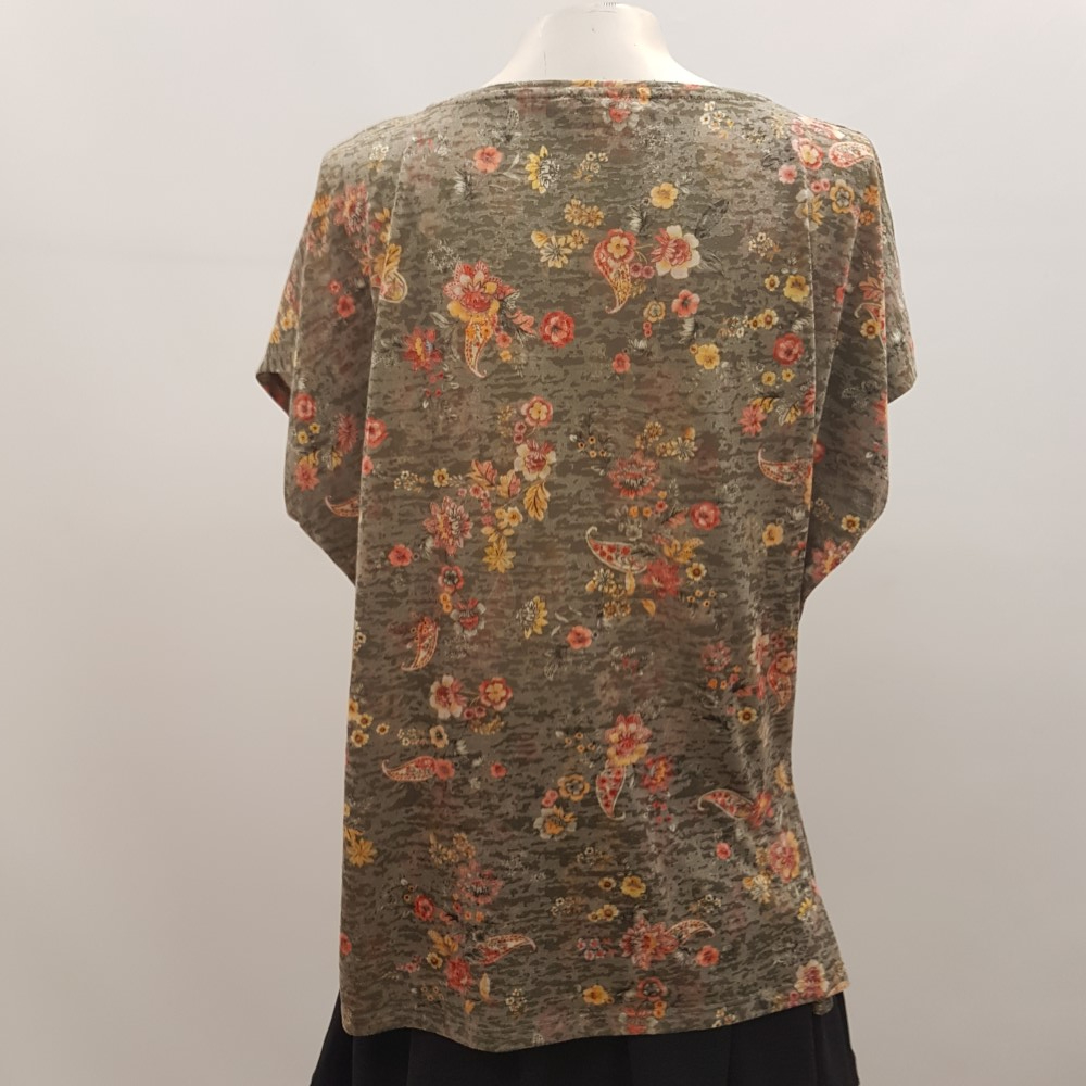Voir photo 3 de Tee shirt kaki à fleurs - ARMAND THIERY - Taille 5 Tee shirt kaki à fleurs - ARMAND THIERY - Taille 5 Très bon état reconditionné photo 3