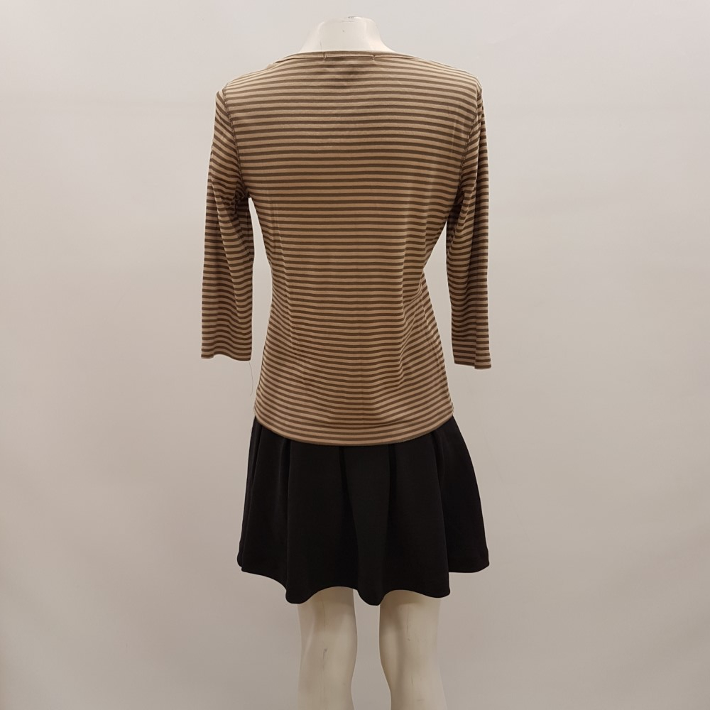 Voir photo 3 de Tee shirt manches 3/4 beige - PATRICE BREAL - Taille 2 Tee shirt manches 3/4 beige - PATRICE BREAL - Taille 2 Très bon état reconditionné photo 3