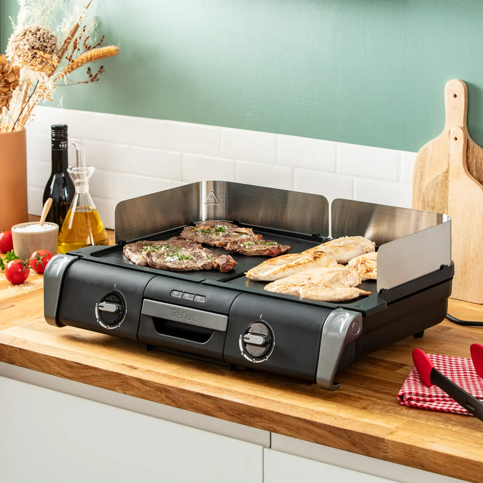 Voir photo 2 de Tefal Plancha Family TG805012R Tefal Plancha Family TG805012R Très bon état reconditionné photo 2