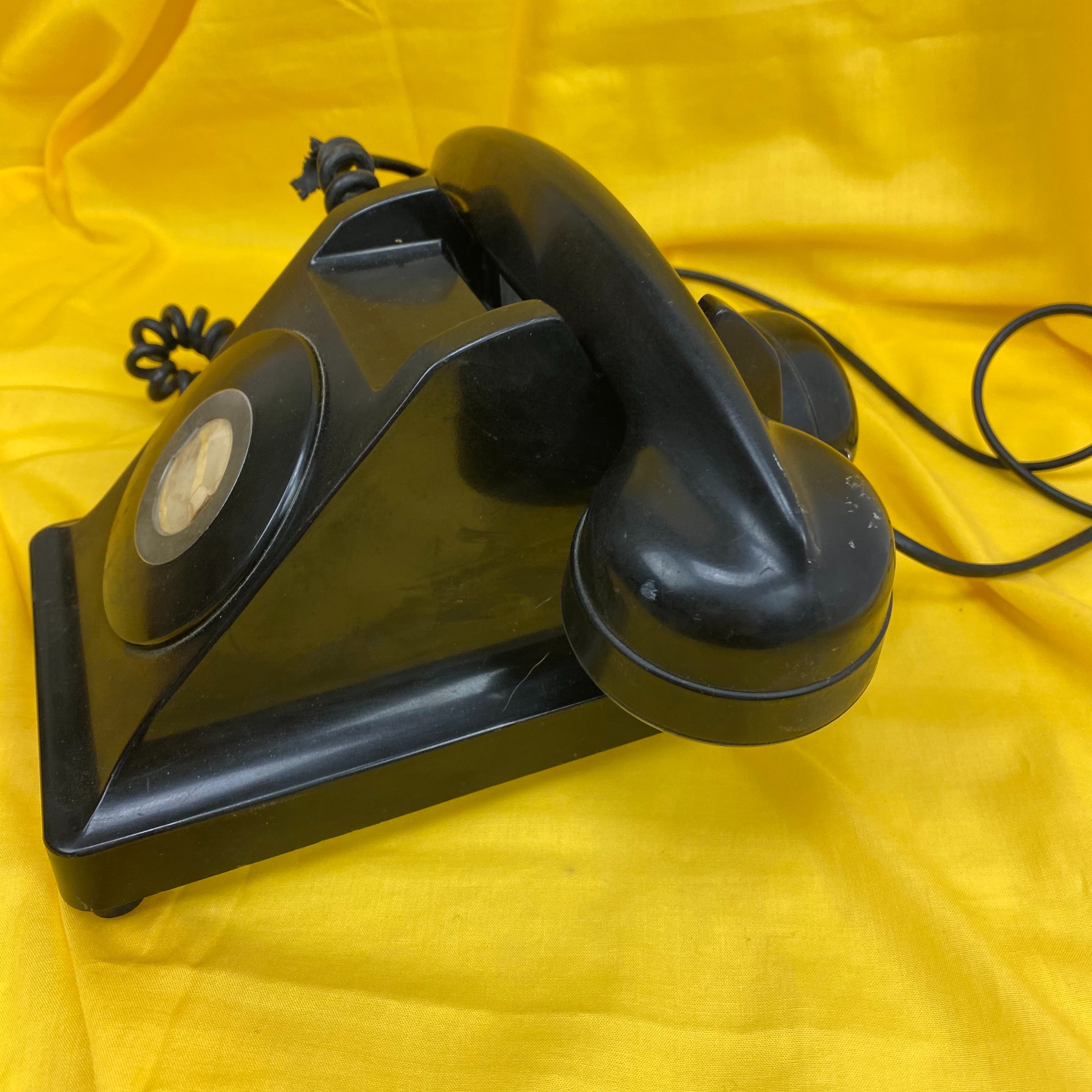 Voir photo 4 de Téléphone ancien en bakélite Téléphone ancien en bakélite Bon état reconditionné photo 4