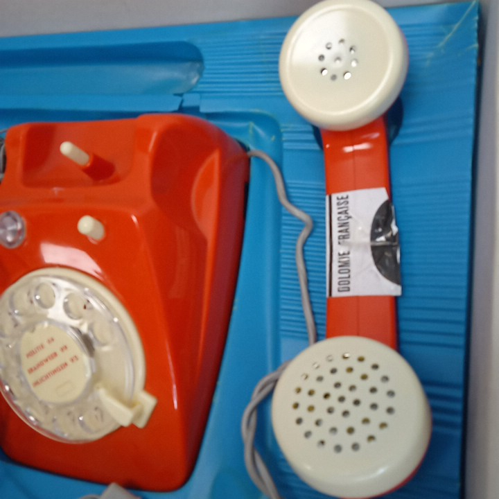 Voir photo 4 de Téléphone ancien enfant Téléphone ancien enfant Bon état reconditionné photo 4
