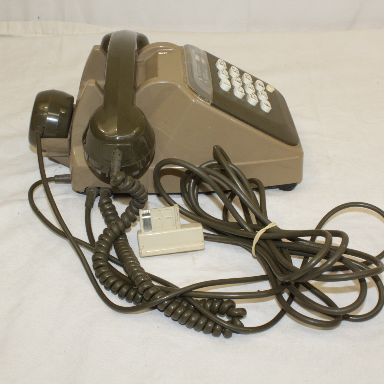 Voir photo 3 de Téléphone fixe à touche Vintage Téléphone fixe à touche Vintage Bon état reconditionné photo 3