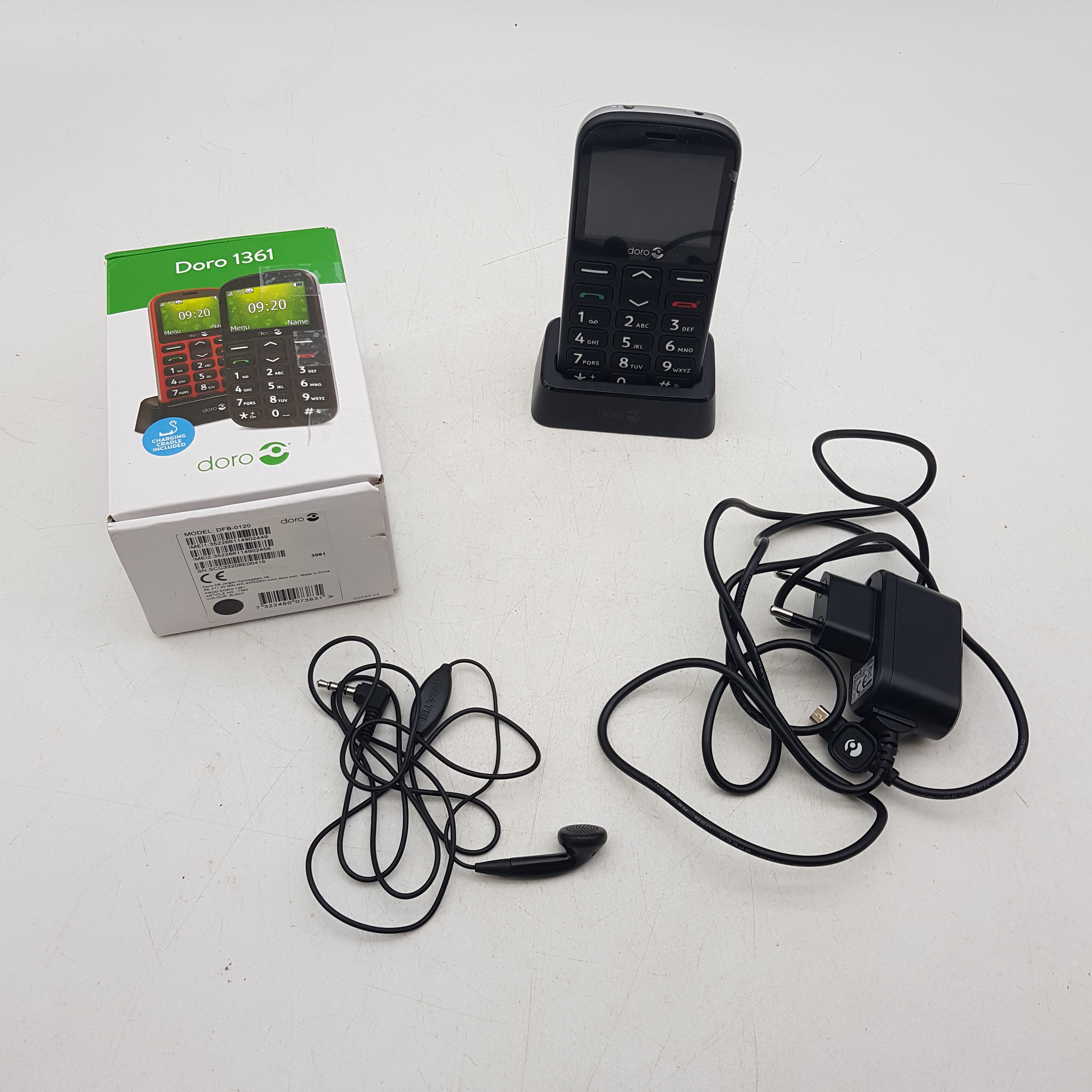 Voir photo 2 de Téléphone portable DORO 1361 noir Téléphone portable DORO 1361 noir Très bon état reconditionné photo 2