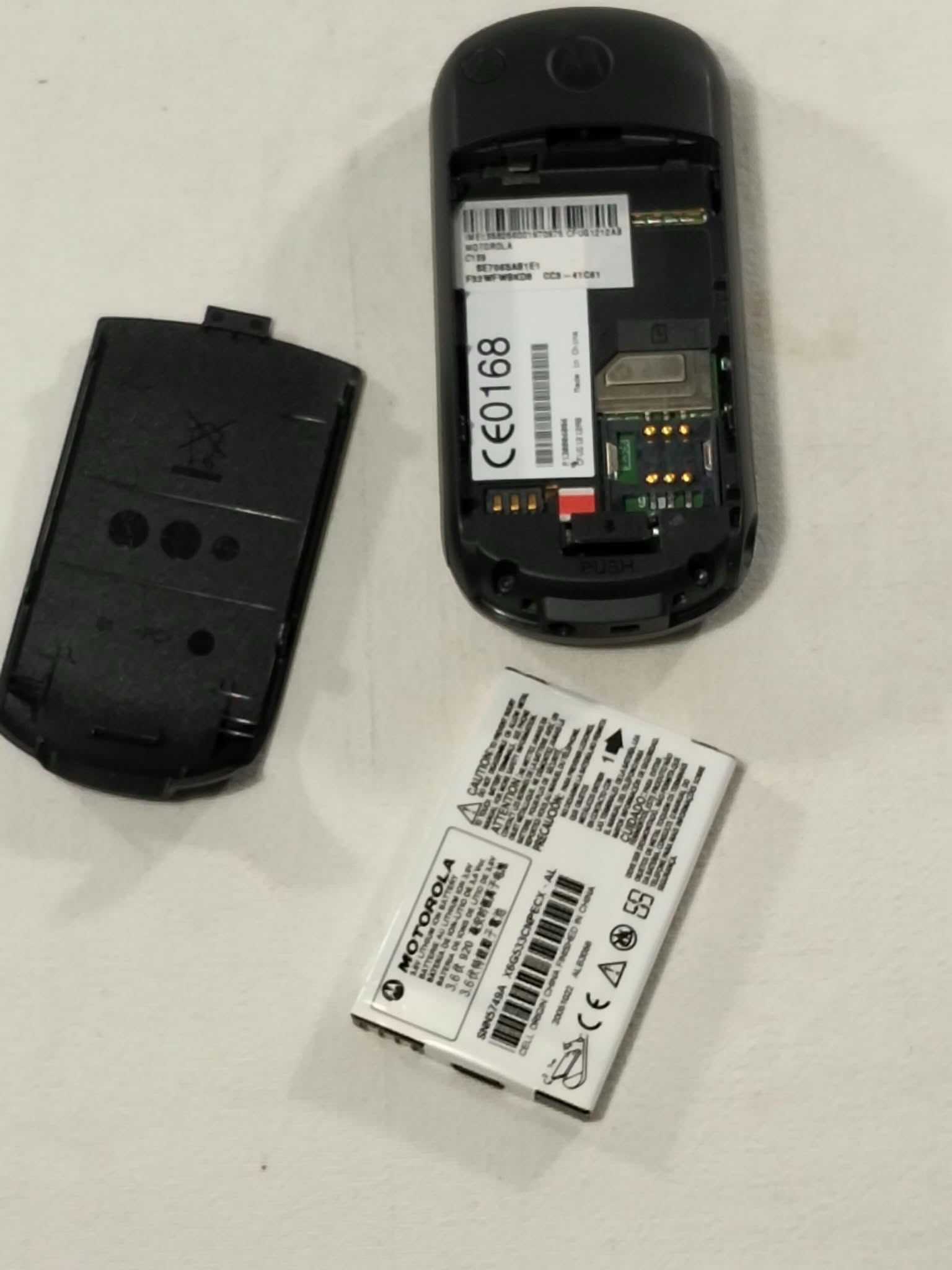 Voir photo 4 de Téléphone Portable Motorola C139 Téléphone Portable Motorola C139 État correct reconditionné photo 4