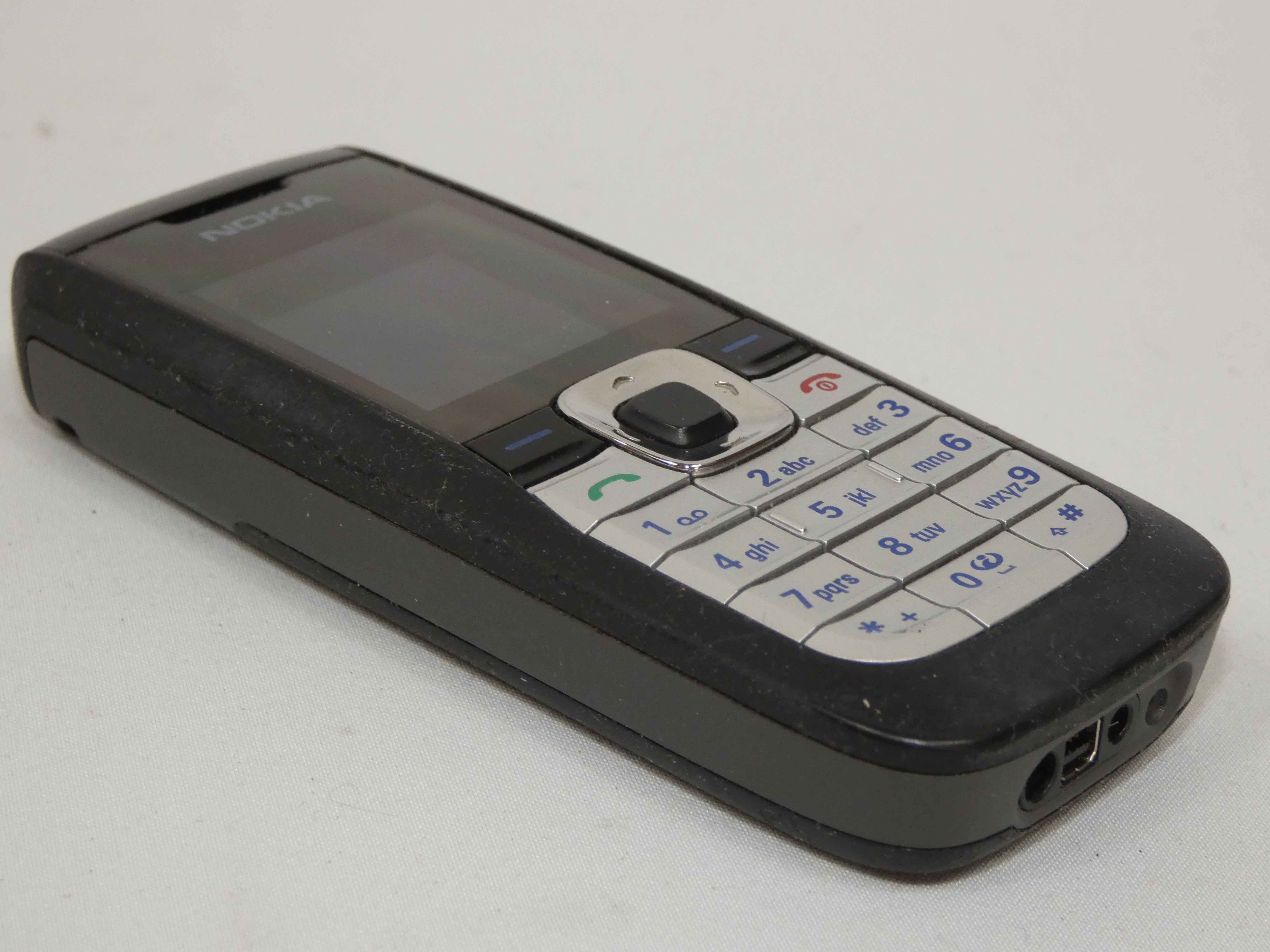 Voir photo 6 de Téléphone portable NOKIA 2610 Téléphone portable NOKIA 2610 Bon état reconditionné photo 6