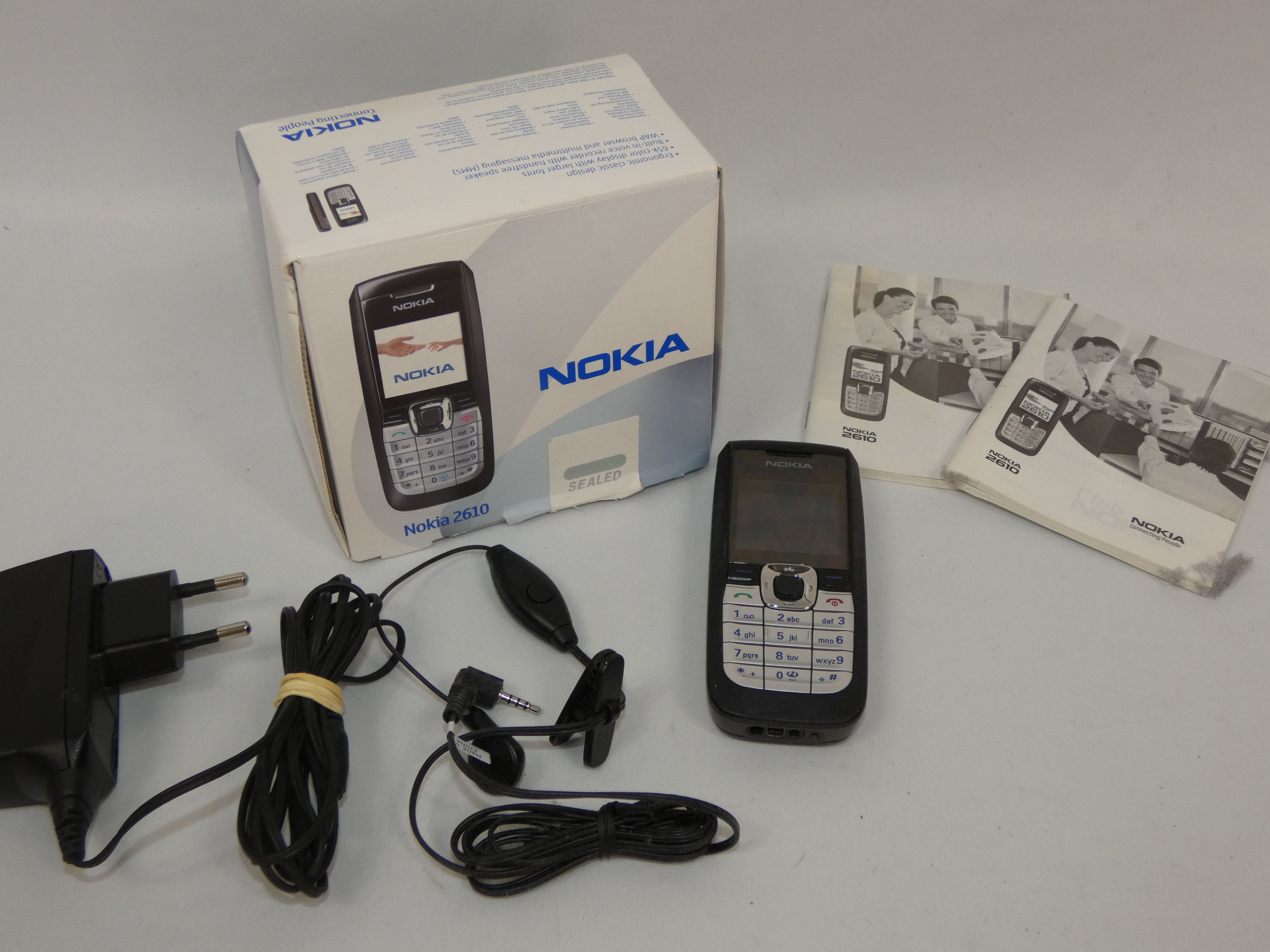 Voir photo 9 de Téléphone portable NOKIA 2610 Téléphone portable NOKIA 2610 Bon état reconditionné photo 9