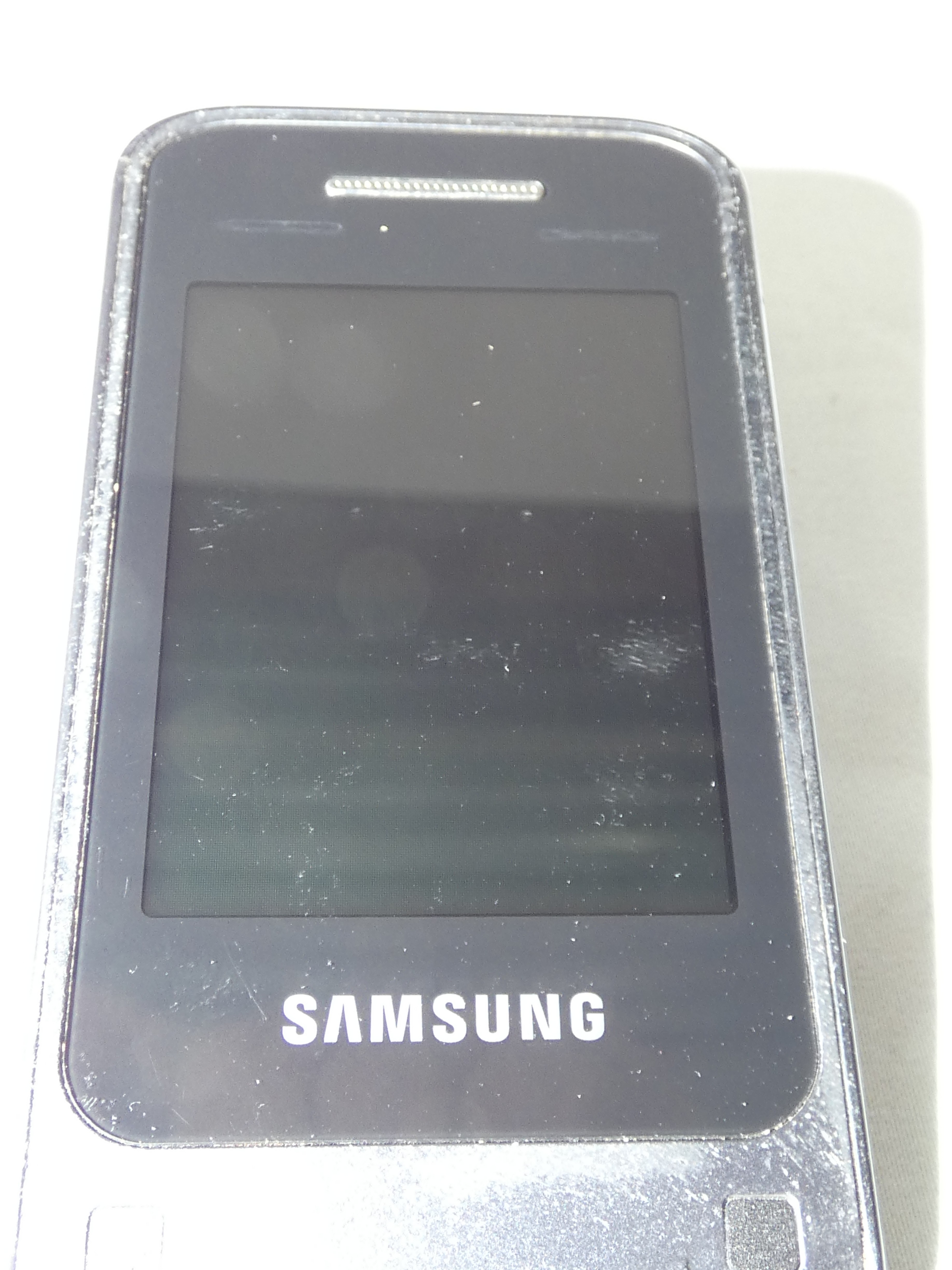 Voir photo 4 de Téléphone portable SAMSUNG C3590 (Pour pièces) Téléphone portable SAMSUNG C3590 (Pour pièces) État correct reconditionné photo 4