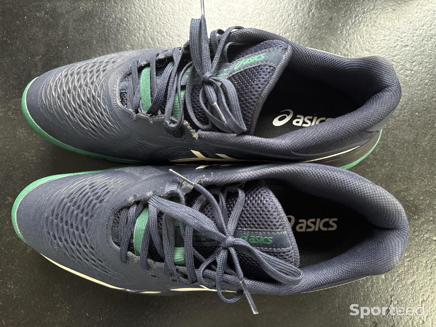 Tennis Asics Très bon état Asics reconditionné disponible sur Sporteed