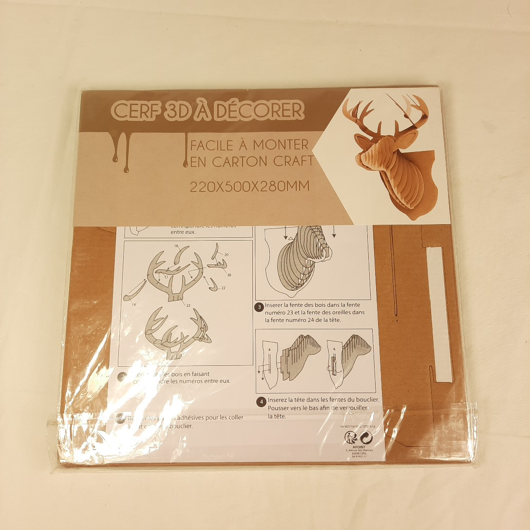 Voir photo 2 de Tête de cerf en carton kraft à monter en 3D - Loisir créatif . Tête de cerf en carton kraft à monter en 3D - Loisir créatif . Parfait état reconditionné photo 2