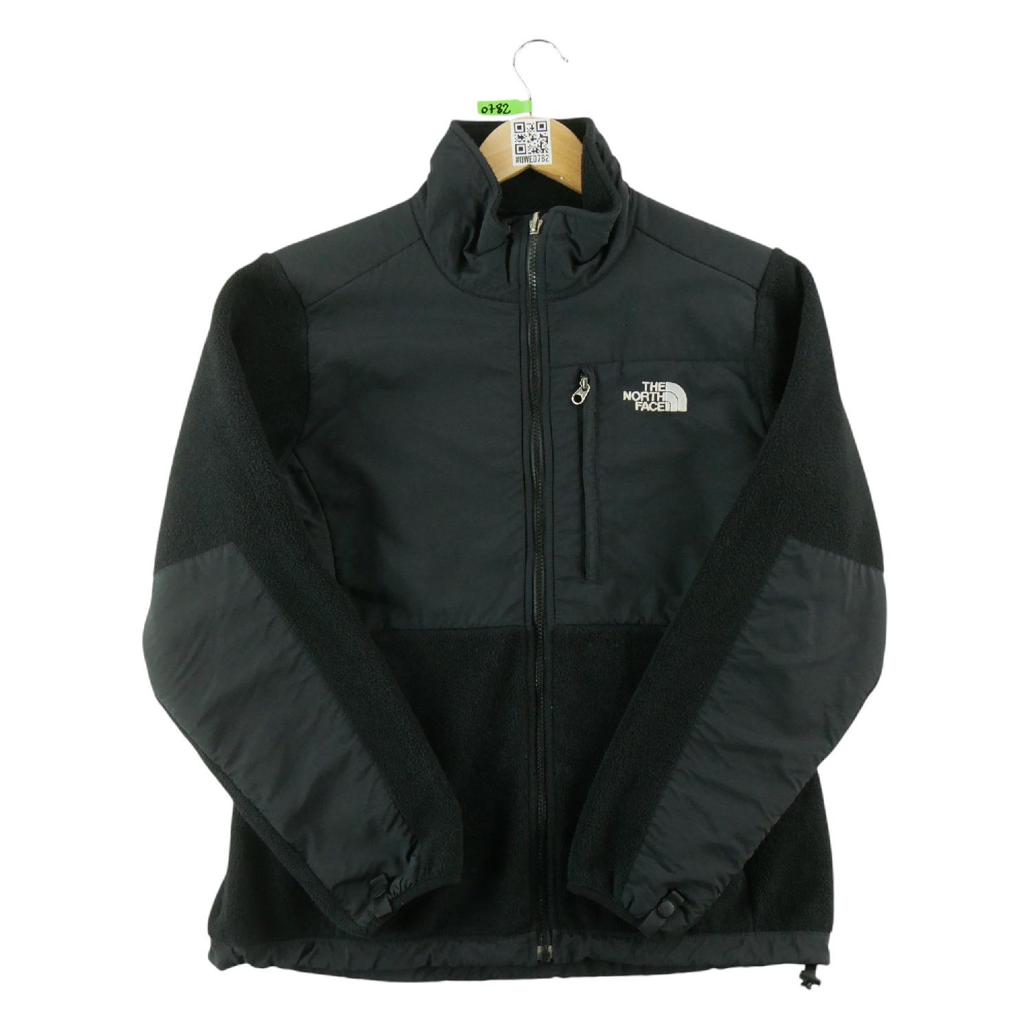 The North Face Veste polaire Denali TNF Femme Taille M Noir Très bon état The North Face reconditionné disponible sur Sporteed