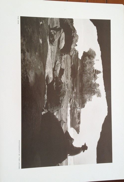 The View - 35x50 cm - AFFICHE / POSTER État correct N/A reconditionné disponible sur Fnac