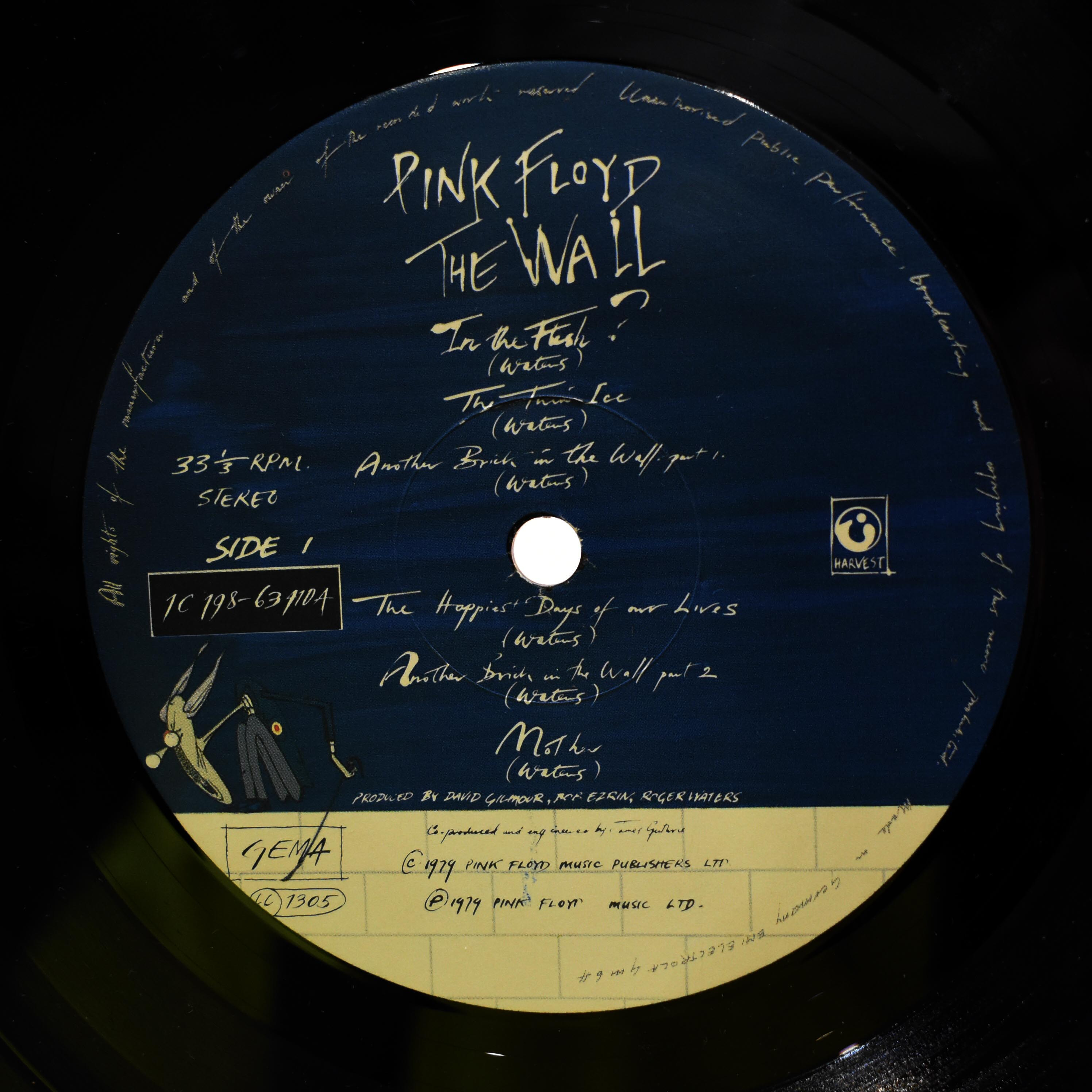 Voir photo 12 de The Wall by Pink Floyd - Double Album 33 Tours Gatefold - EMI Electrola Gmbh The Wall by Pink Floyd - Double Album 33 Tours Gatefold - EMI Electrola Gmbh Bon état reconditionné photo 12
