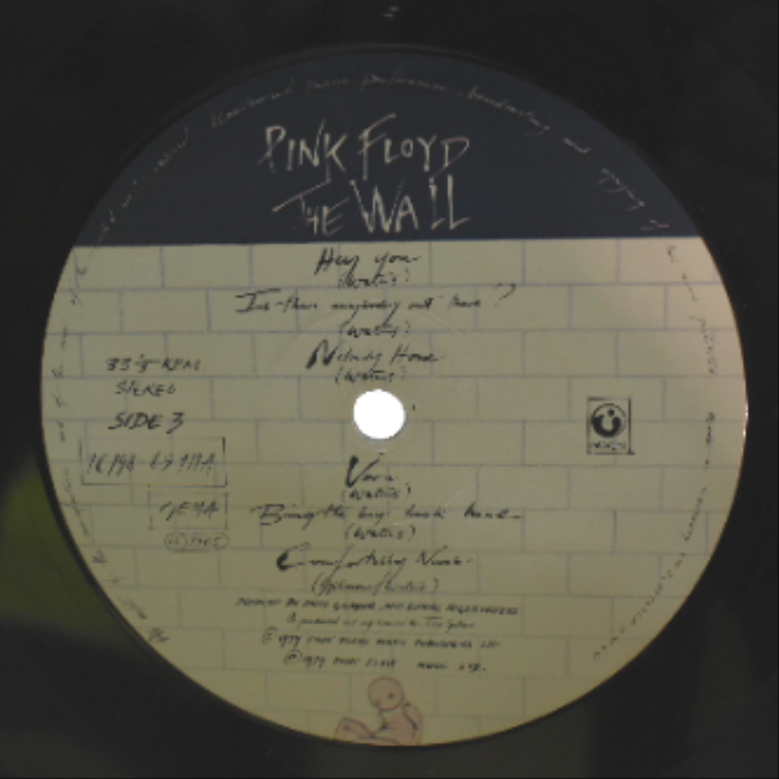 Voir photo 7 de The Wall by Pink Floyd - Double Album 33 Tours Gatefold - EMI Electrola Gmbh The Wall by Pink Floyd - Double Album 33 Tours Gatefold - EMI Electrola Gmbh Bon état reconditionné photo 7