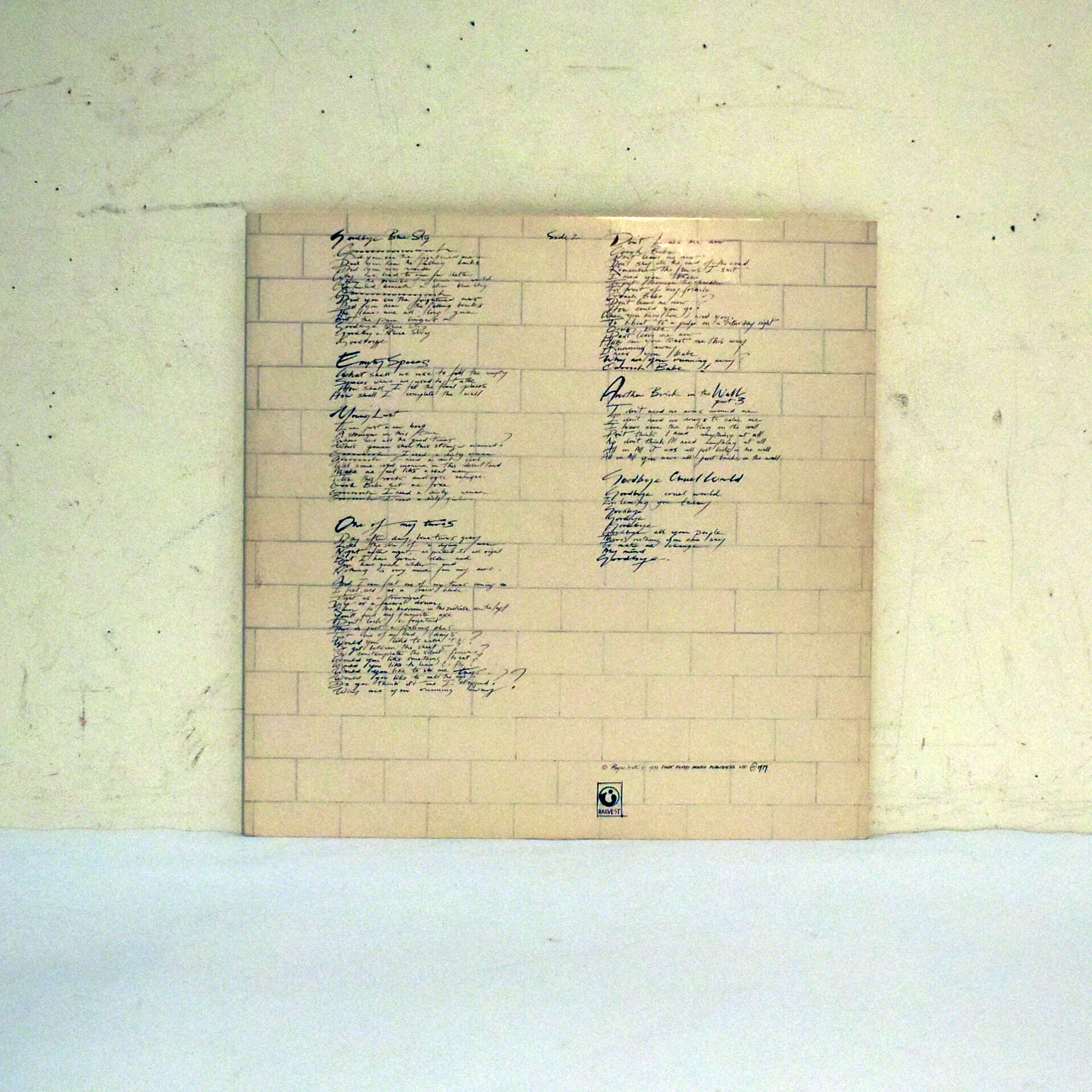 Voir photo 8 de The Wall by Pink Floyd - Double Album 33 Tours Gatefold - EMI Electrola Gmbh The Wall by Pink Floyd - Double Album 33 Tours Gatefold - EMI Electrola Gmbh Bon état reconditionné photo 8