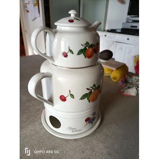 Théière Émaillée + Bouilloire + Chauffe_Plat Bouquet De Fruits 3 En 1 Frutas Collection Bon état reconditionné disponible sur Rakuten