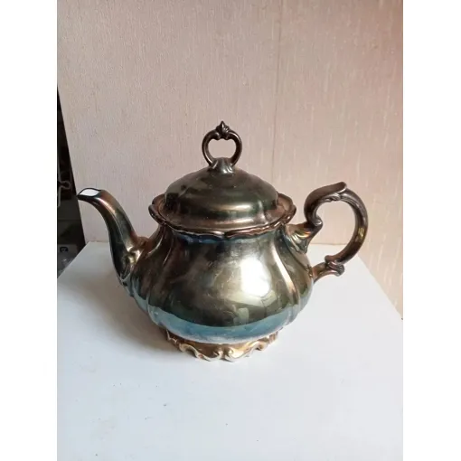 Theiere En Porcelaine Et Argent Plaqué Hauteur 19 Cmx 22 Cm Bon état reconditionné disponible sur Rakuten