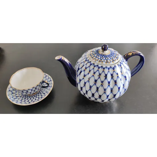 Théière Lomonosov Porcelaine 22k Gold Cobalt Bon état reconditionné disponible sur Rakuten