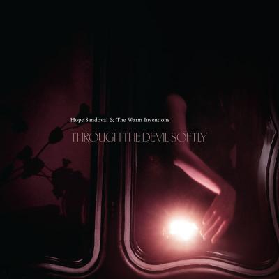 Through the devil softly État correct reconditionné disponible sur Fnac | Dero