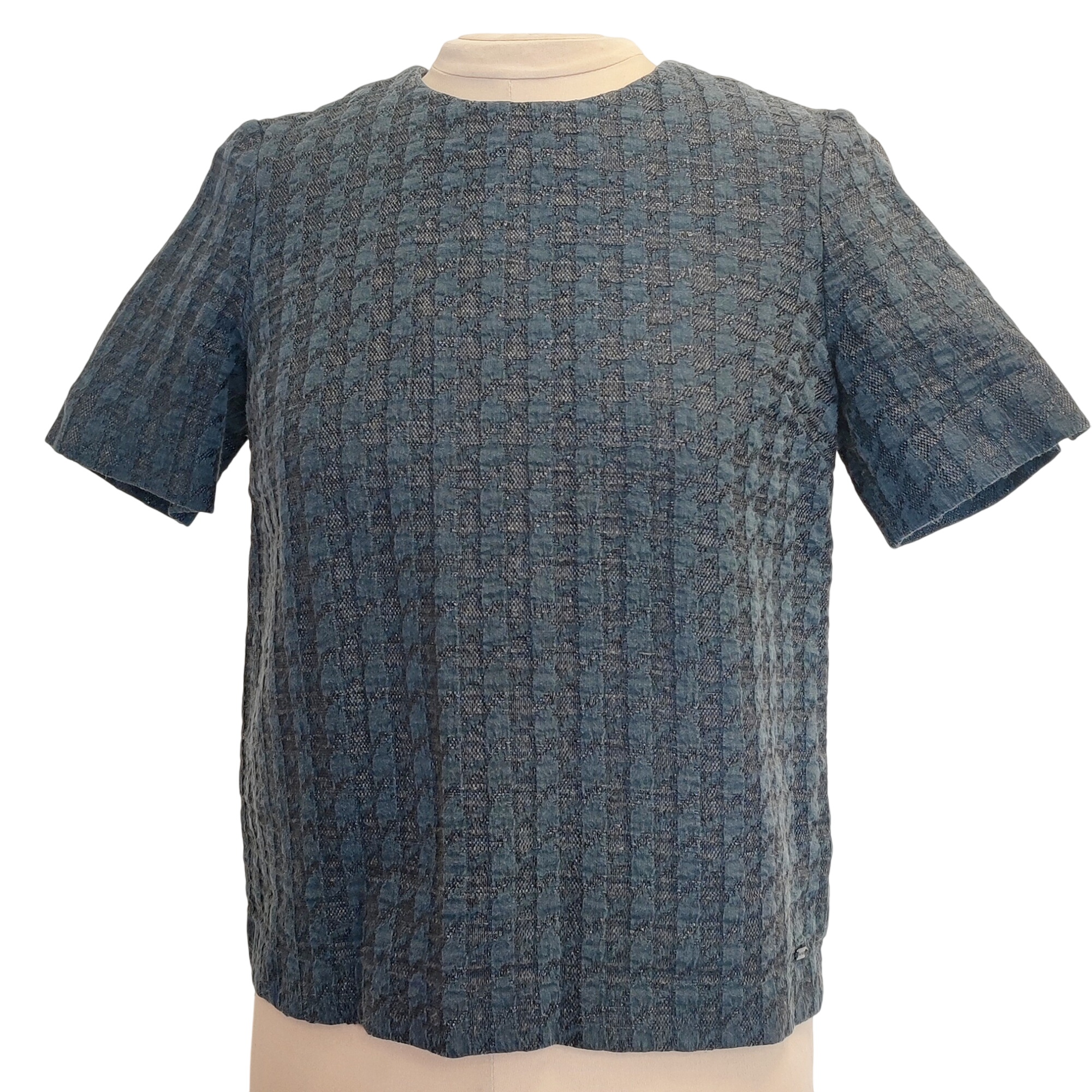 TOMMY HILFIGER - Top à motif - S - Femme Très bon état - 19,00 € TOMMY HILFIGER - Top à motif - S - Femme Très bon état reconditionné disponible sur Label Emmaüs