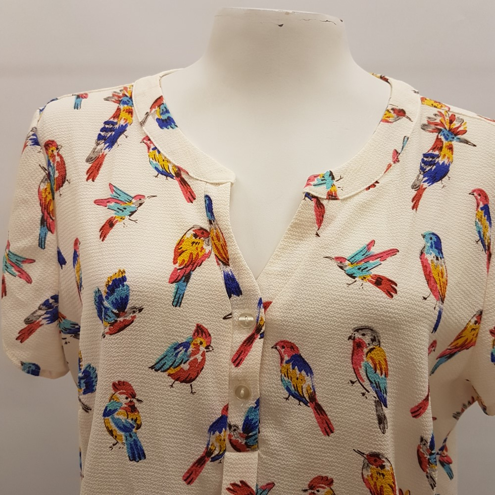 Voir photo 5 de Top écru / motifs oiseaux - SCOTTAGE - Taille 4 Top écru / motifs oiseaux - SCOTTAGE - Taille 4 Très bon état reconditionné photo 5