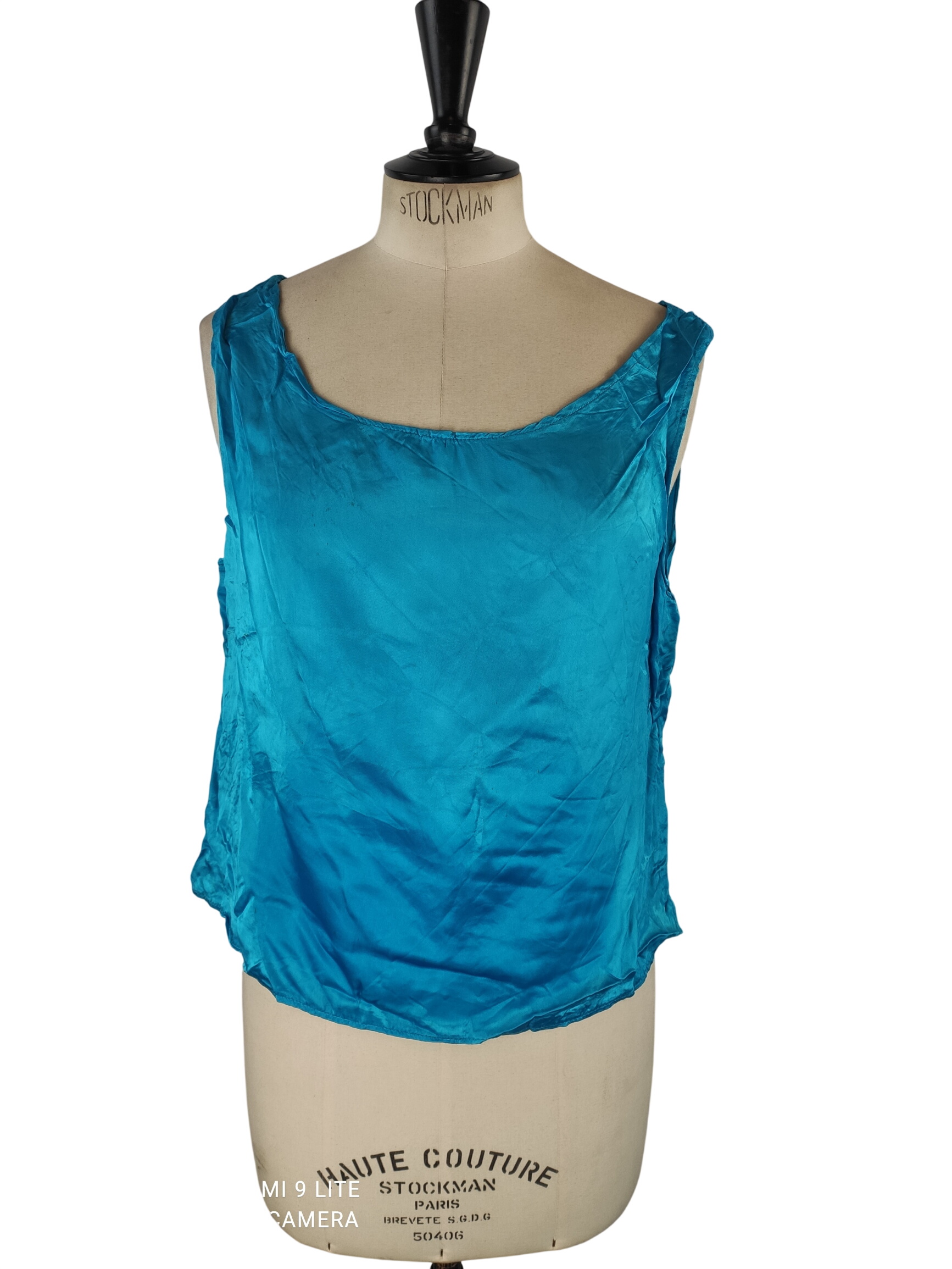 Acheter Top vintage - Nicowa München - Bleu Turquoise en Satin - Taille 38 Très bon état - 10,00 € Top vintage - Nicowa München - Bleu Turquoise en Satin - Taille 38 Très bon état reconditionné disponible sur Label Emmaüs