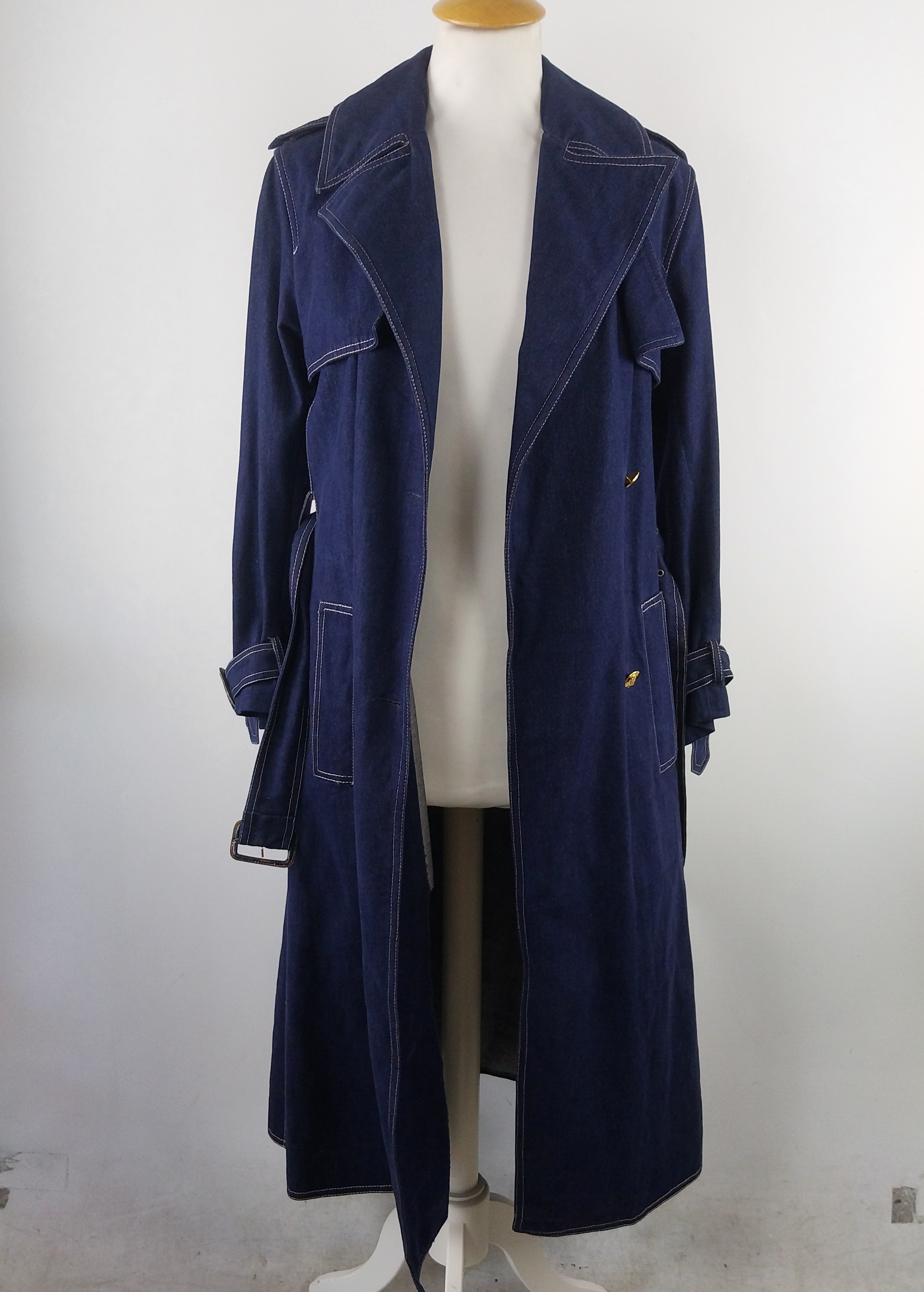 Voir photo 3 de Trench - CELINE SPORT - 38 (estimation) Trench - CELINE SPORT - 38 (estimation) Bon état reconditionné photo 3