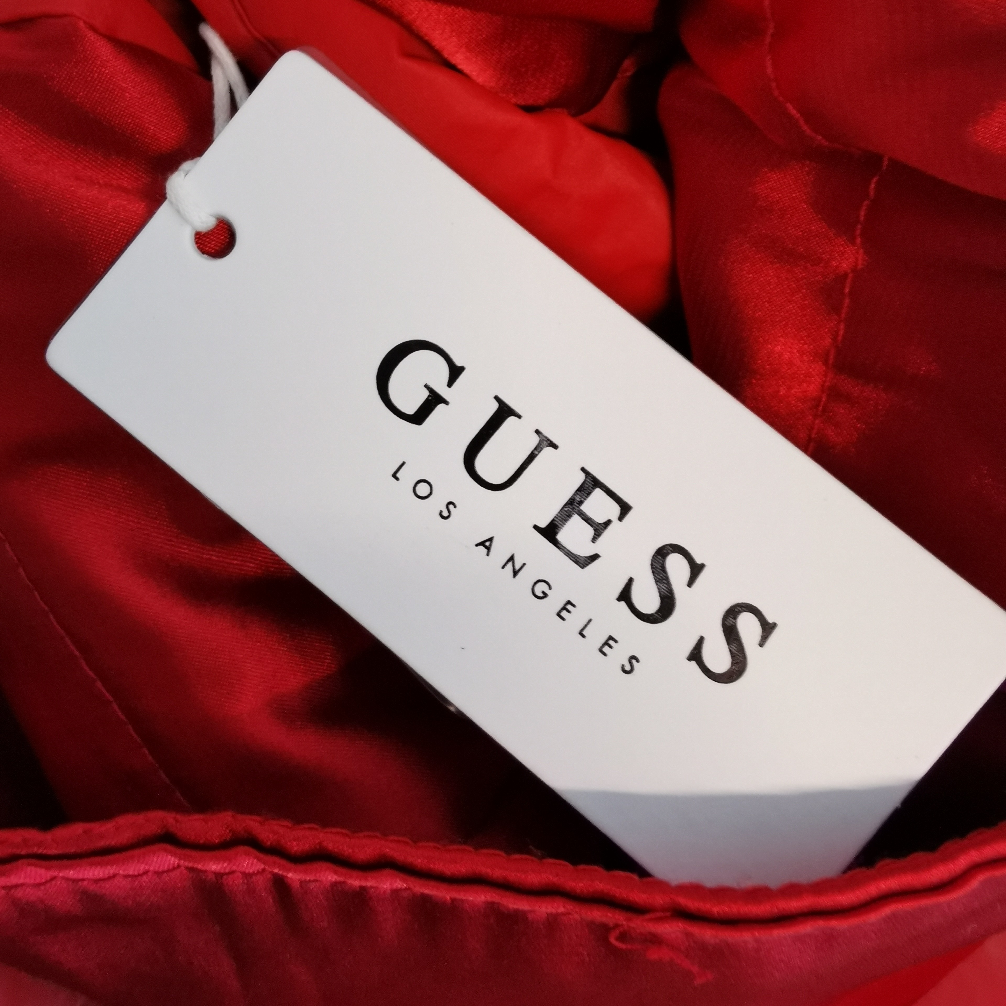 Voir photo 6 de Trench-coat imperméable rouge Guess - Taille 6/9 mois Trench-coat imperméable rouge Guess - Taille 6/9 mois Parfait état reconditionné photo 6