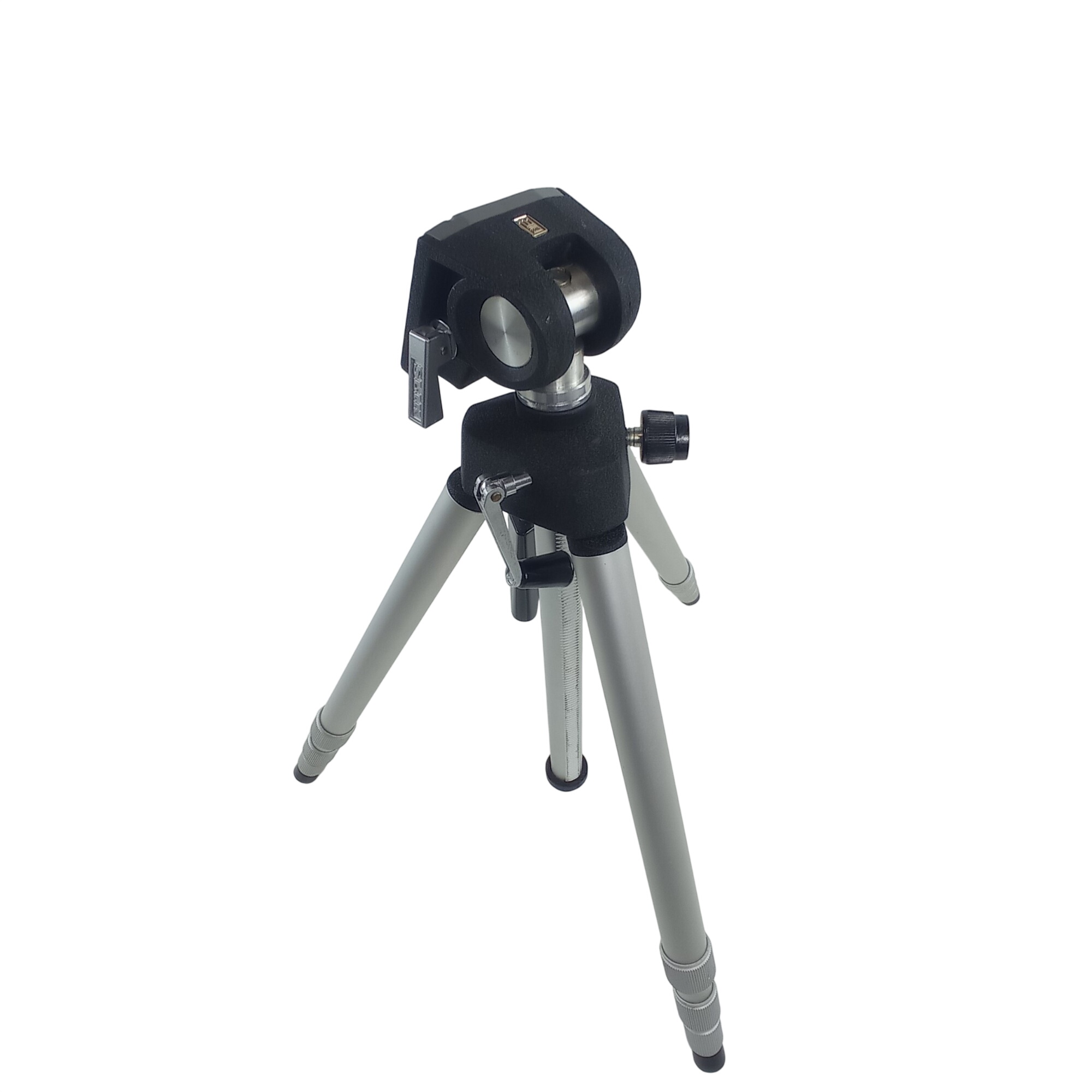 Trépied de la marque SLIK pour appareil photo très bon état - 25,00 € Trépied de la marque SLIK pour appareil photo très bon état reconditionné disponible sur Label Emmaüs