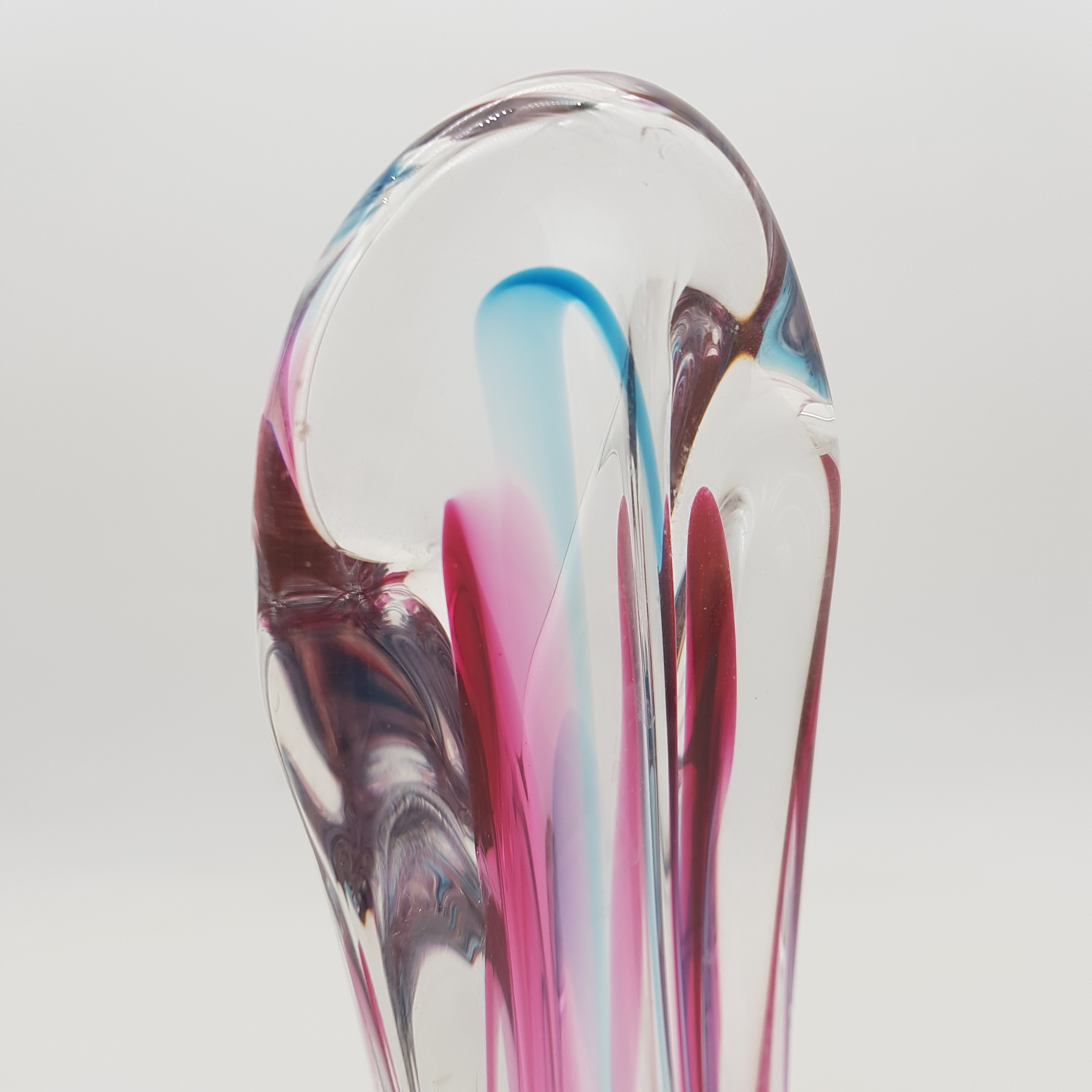 Voir photo 3 de Très beau vase en verre avec coulure coloré - vintage Très beau vase en verre avec coulure coloré - vintage Très bon état reconditionné photo 3