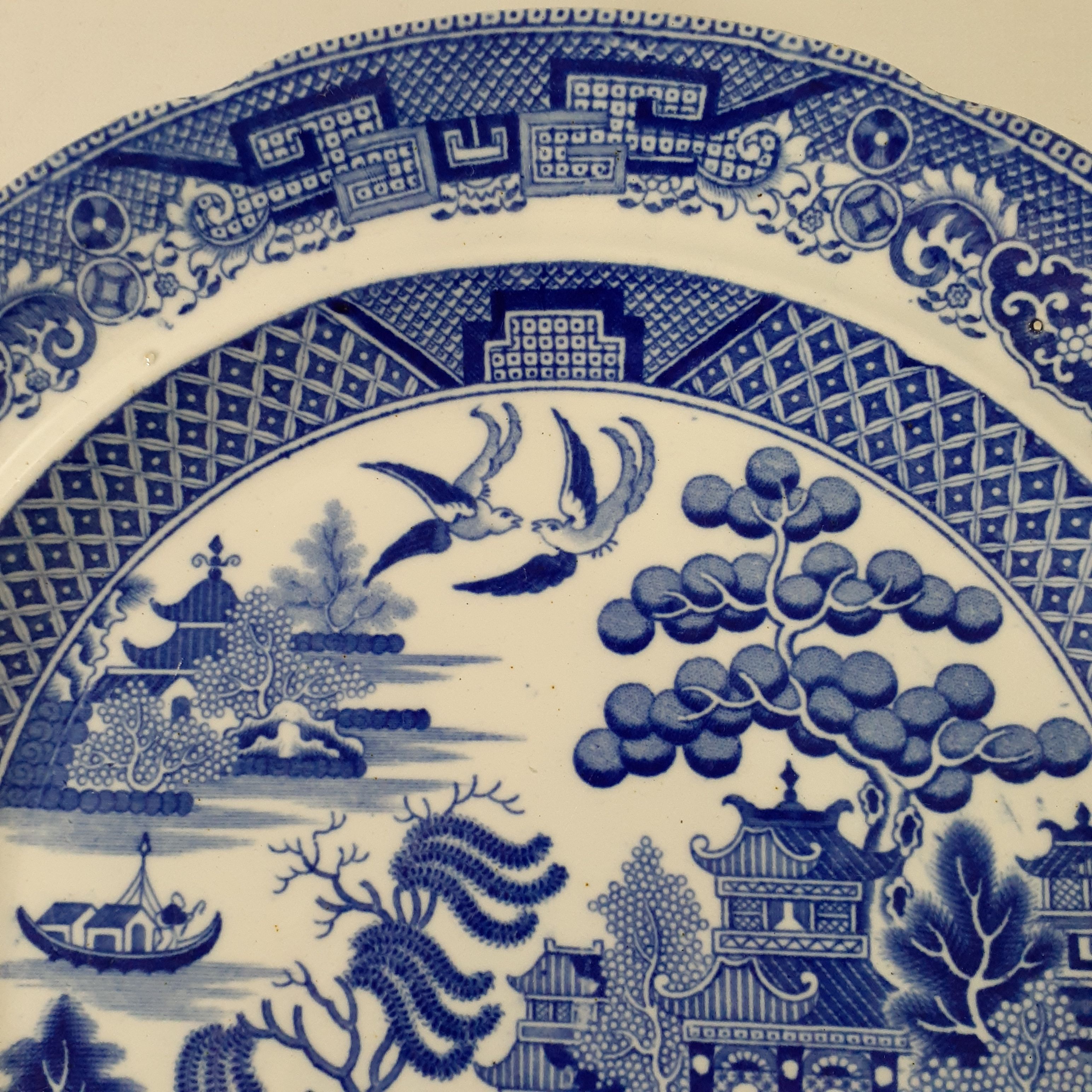 Voir photo 6 de Très belle assiette chinoise - Stafford Shire Très belle assiette chinoise - Stafford Shire Très bon état reconditionné photo 6