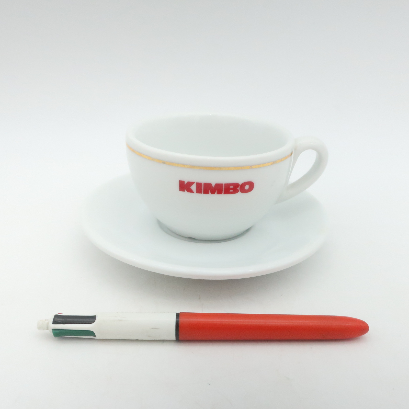 Voir photo 9 de Trio de Grande Tasses et Sous-Tasses en porcelaine épaisse Kimbo Trio de Grande Tasses et Sous-Tasses en porcelaine épaisse Kimbo reconditionné photo 9