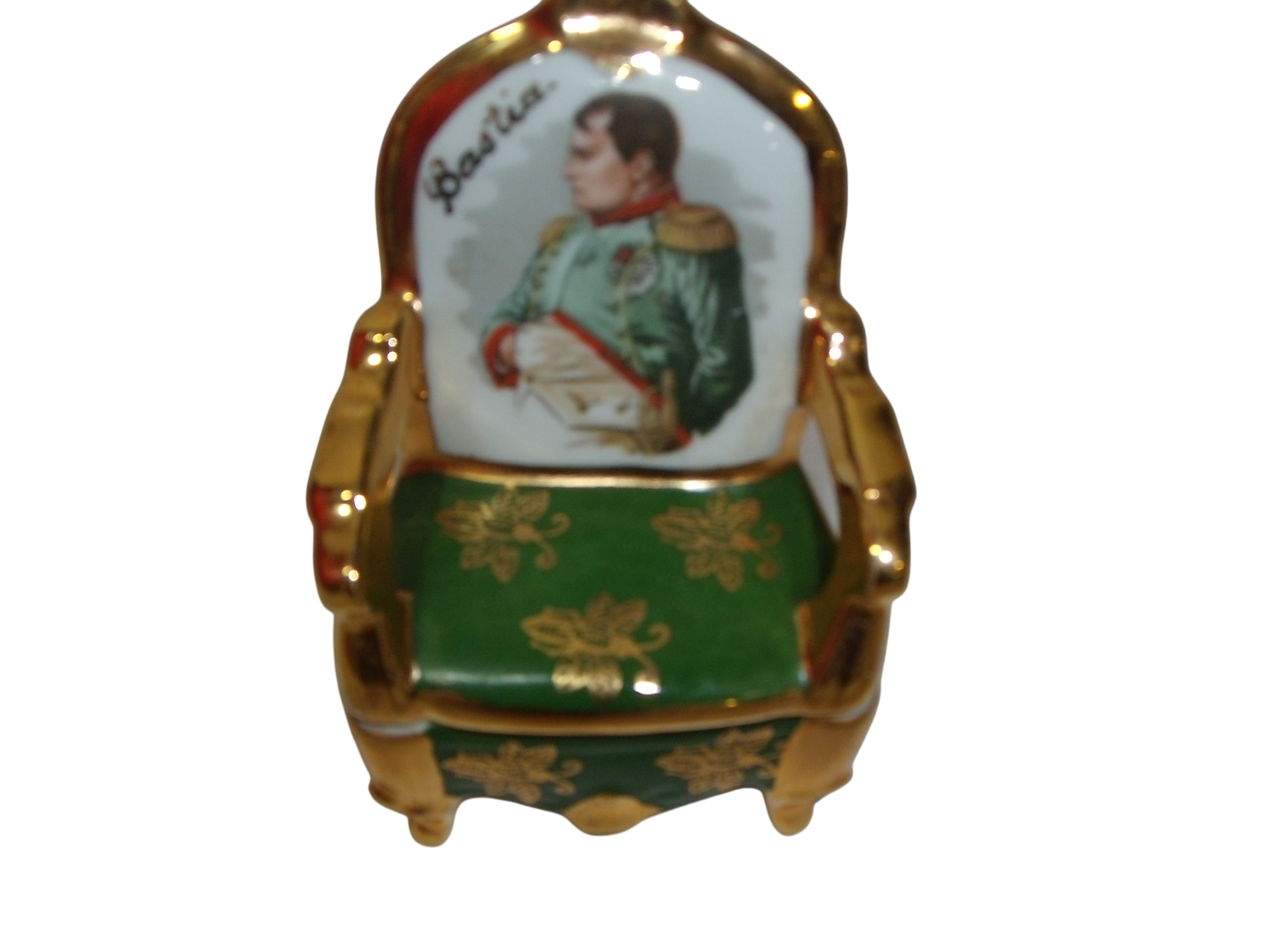 Voir photo 4 de Trio de petites boîtes en forme de chaise , de cœur et de piano représentant "Napoléon et Joséphine" Trio de petites boîtes en forme de chaise , de cœur et de piano représentant "Napoléon et Joséphine" Très bon état reconditionné photo 4