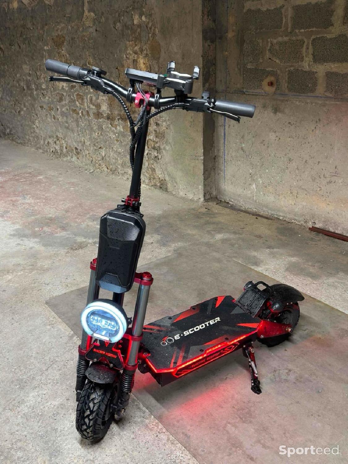 Trottinette électrique Boyueda S5-11 6000W 60V 38Ah - comme neuve Très bon état reconditionné disponible sur Sporteed | Dero