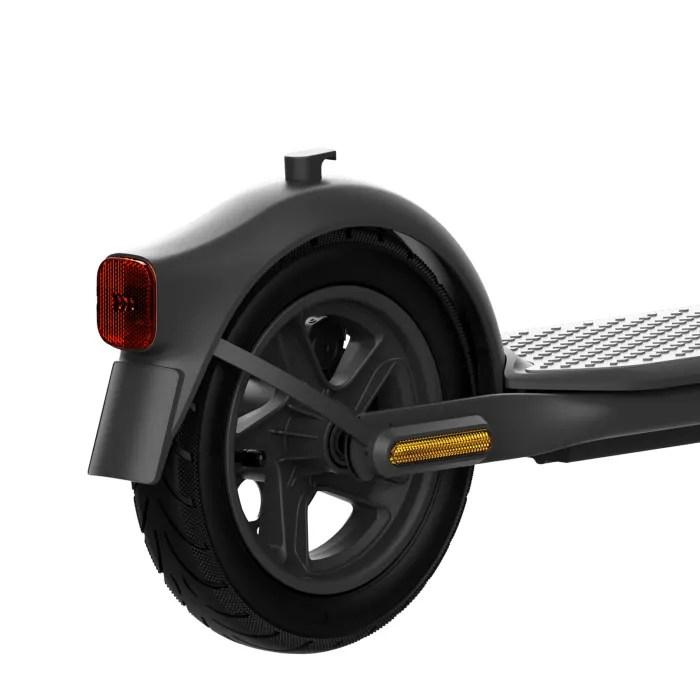 Voir photo 4 de Trottinette Ninebot Segway F25I avec clignotants | Dero Trottinette Ninebot Segway F25I avec clignotants Reconditionné Segway Ninebot reconditionné photo 4 | Dero