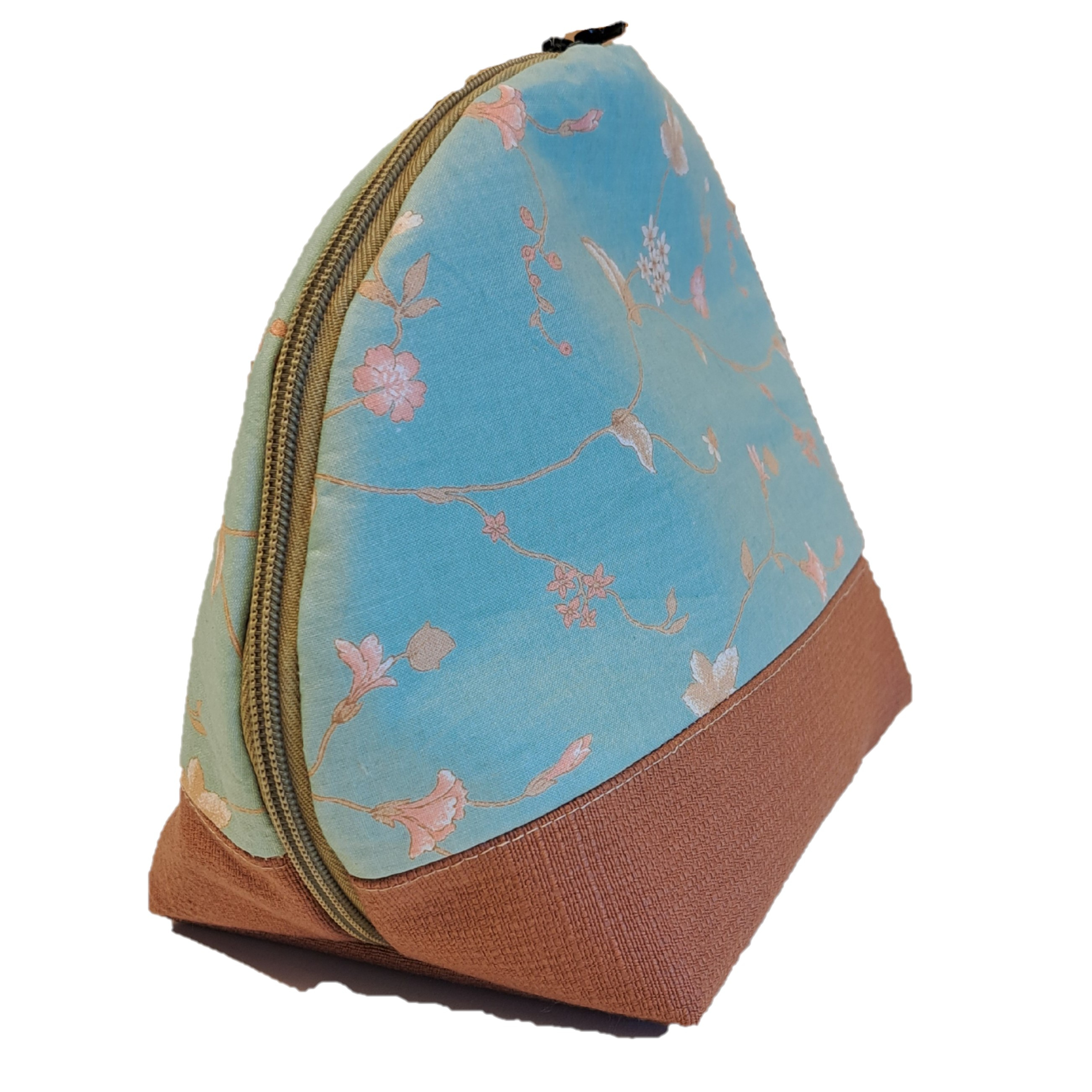 Voir photo 3 de Trousse à grande ouverture zippée - 100% matières recyclées - Etoffe Meuse Trousse à grande ouverture zippée - 100% matières recyclées - Etoffe Meuse Parfait état reconditionné photo 3
