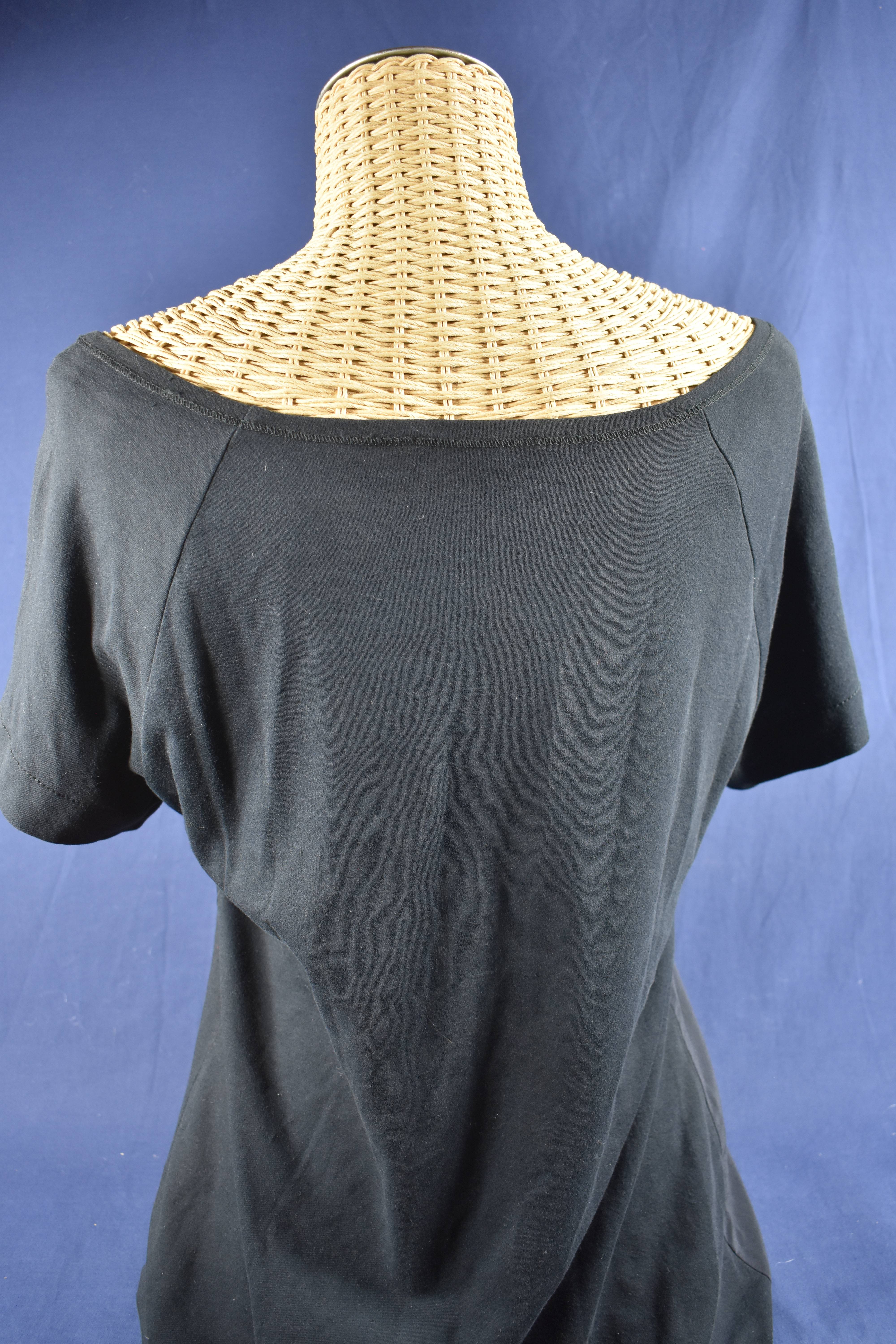 Voir photo 4 de Tunique en Jersey et mousseline noire taille 44 signée SONIA RYKIEL. Tunique en Jersey et mousseline noire taille 44 signée SONIA RYKIEL. Bon état reconditionné photo 4