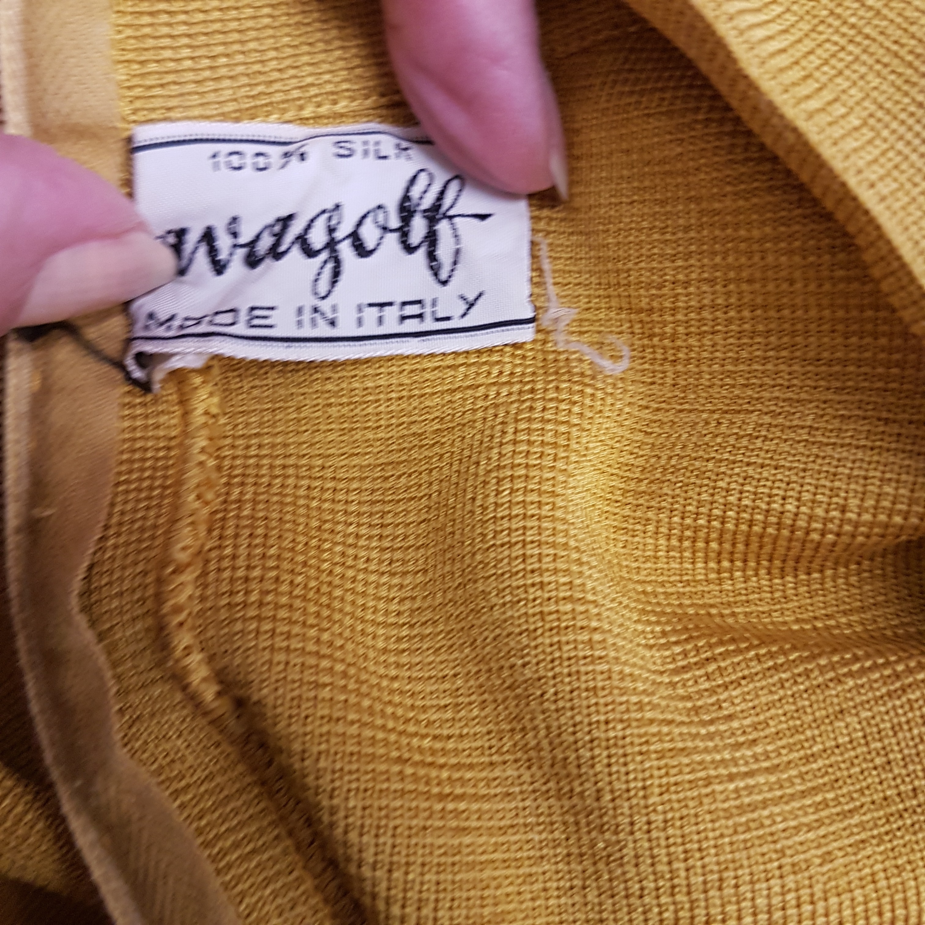 Voir photo 5 de Tunique jaune moutarde - AVAGOLF - Taille 34 ESTIMEE Tunique jaune moutarde - AVAGOLF - Taille 34 ESTIMEE État correct reconditionné photo 5