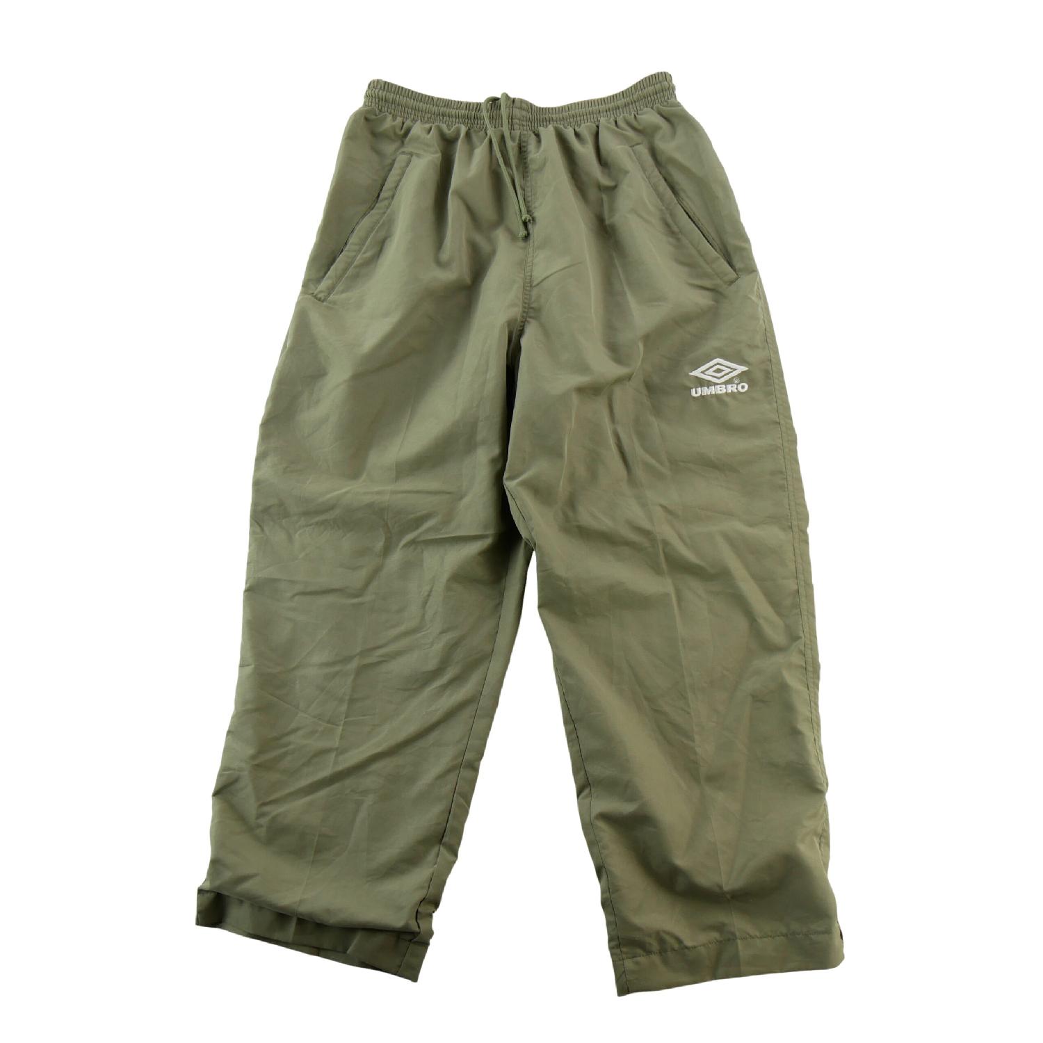 Umbro Jogging Y2K Pantalon nylon Logo brodé Taille élastiquée Femme Taille XS Kaki Très bon état Umbro reconditionné disponible sur Sporteed
