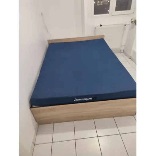 Un Lit Double (Sommier + Cadre De Lit+ Matelas) Acheté De Chez Le Rois De Matelas Il Y As Sept Mois Bon état reconditionné disponible sur Rakuten
