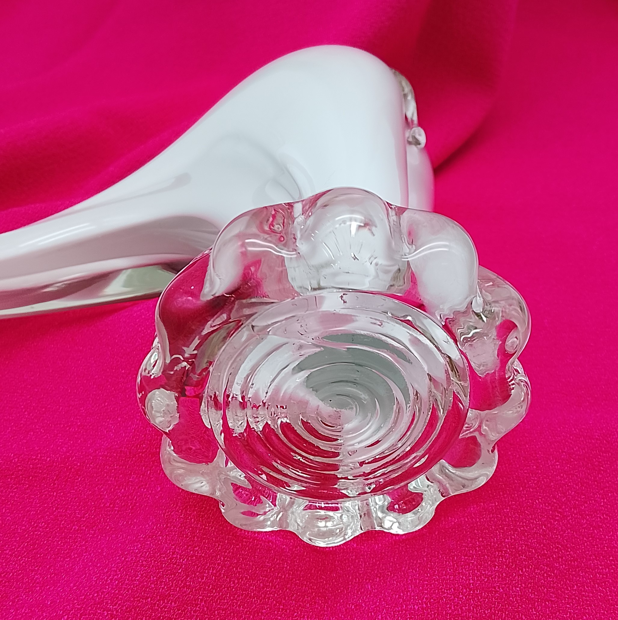 Voir photo 12 de Un ours polaire au design moderne et épuré - MURANO - verre opalin/blanc Un ours polaire au design moderne et épuré - MURANO - verre opalin/blanc Très bon état reconditionné photo 12