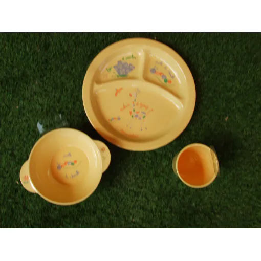Vaisselle Enfant Bon état reconditionné disponible sur Rakuten