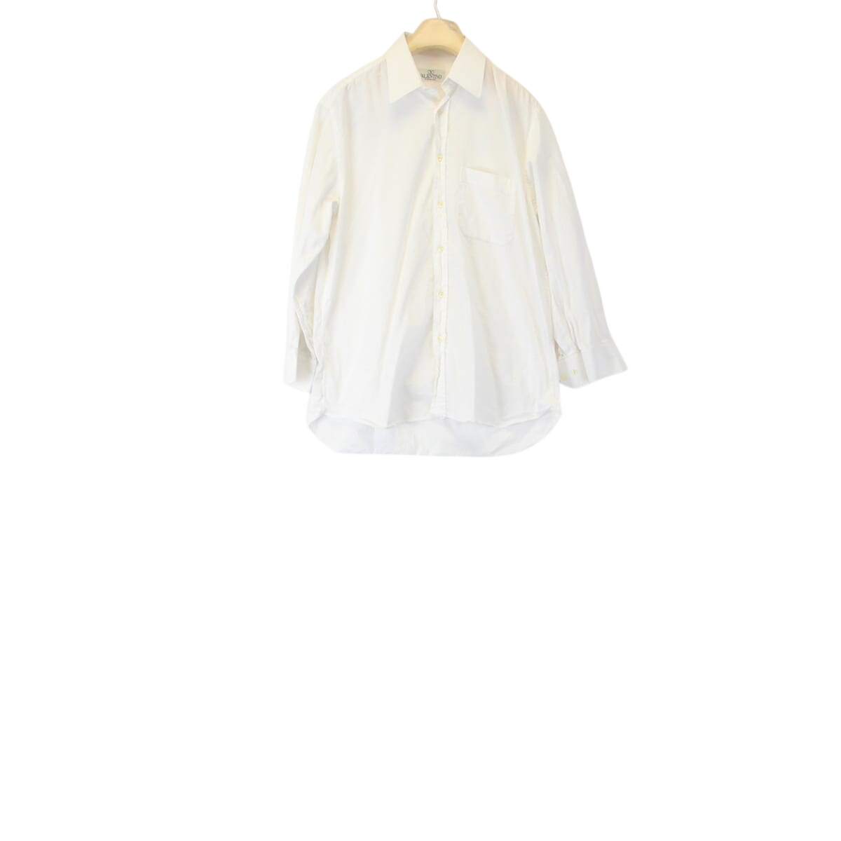 Valentino - chemise en coton - taille L Très bon état - 18,00 € Valentino - chemise en coton - taille L Très bon état reconditionné disponible sur Label Emmaüs